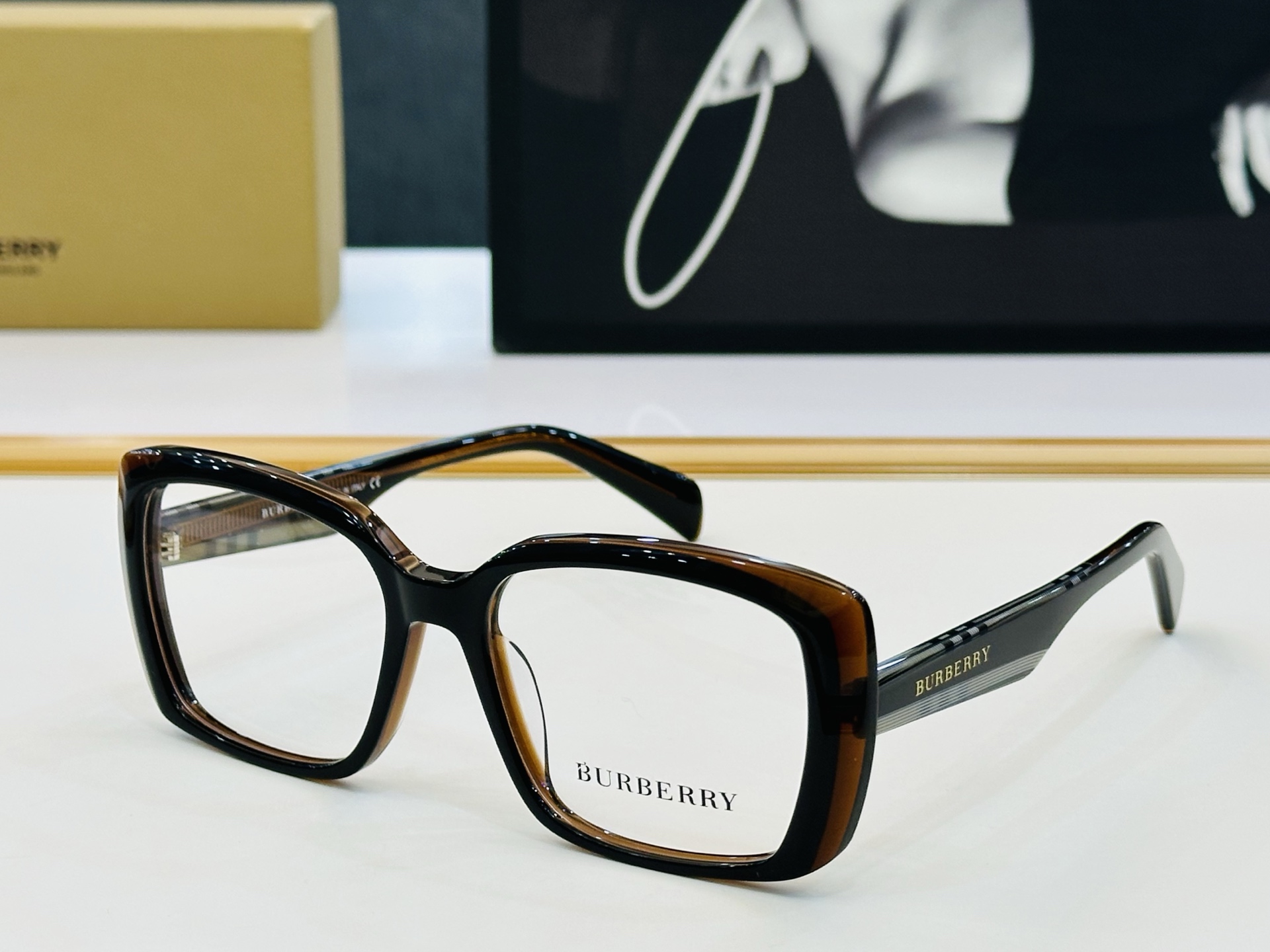 新款 BURBERR*🔻巴家 BE2436  百搭镜架Size：54口19-145   🌲🌲🌲板材框 Z