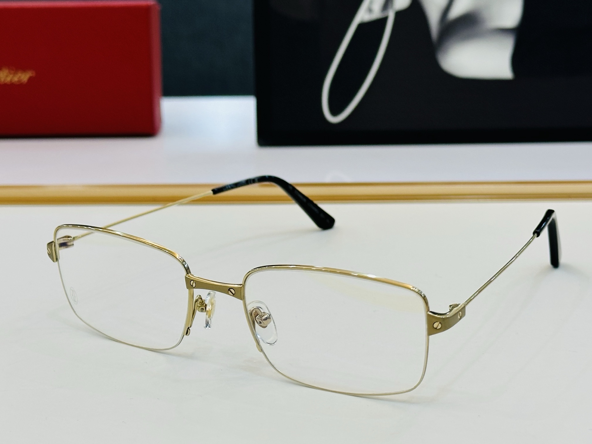 Cartie* 卡家 太阳镜 CT0406O Size：56口20-145   电镀工艺精湛气质十足！L