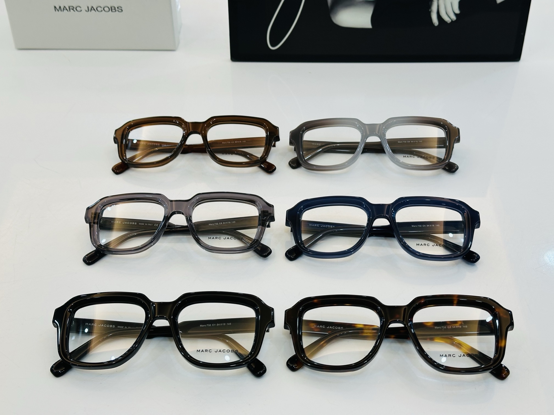 Marc jacobs 马杰家 Marc732 Size：54口19-145 采用今年流行的板材 Z完美