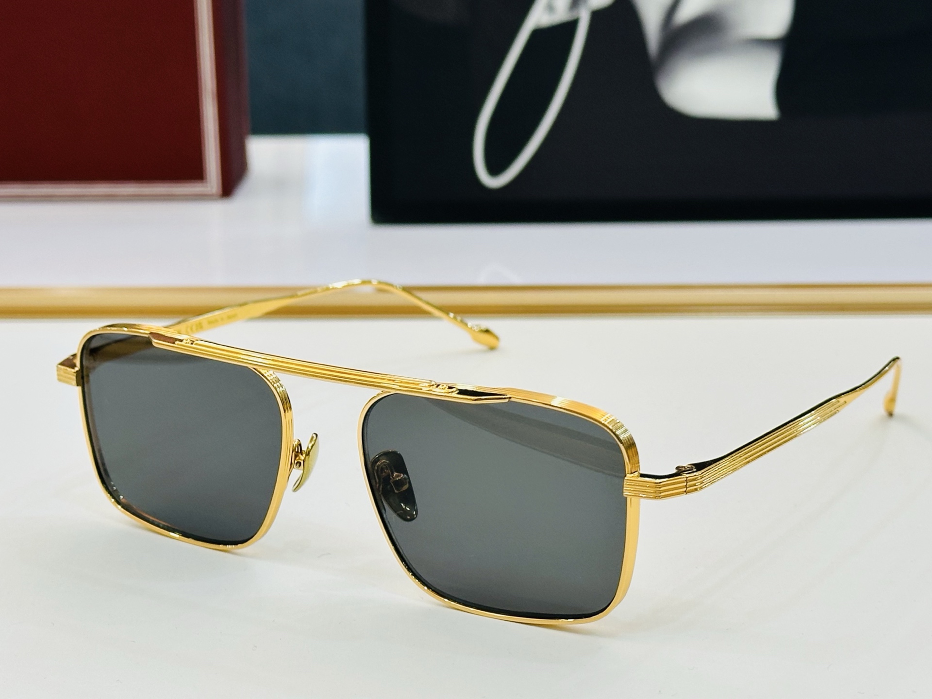JACQUES MARIE SCARPA55 日本手工眼镜 镜框採用上板材打造出  SIZE：54口17