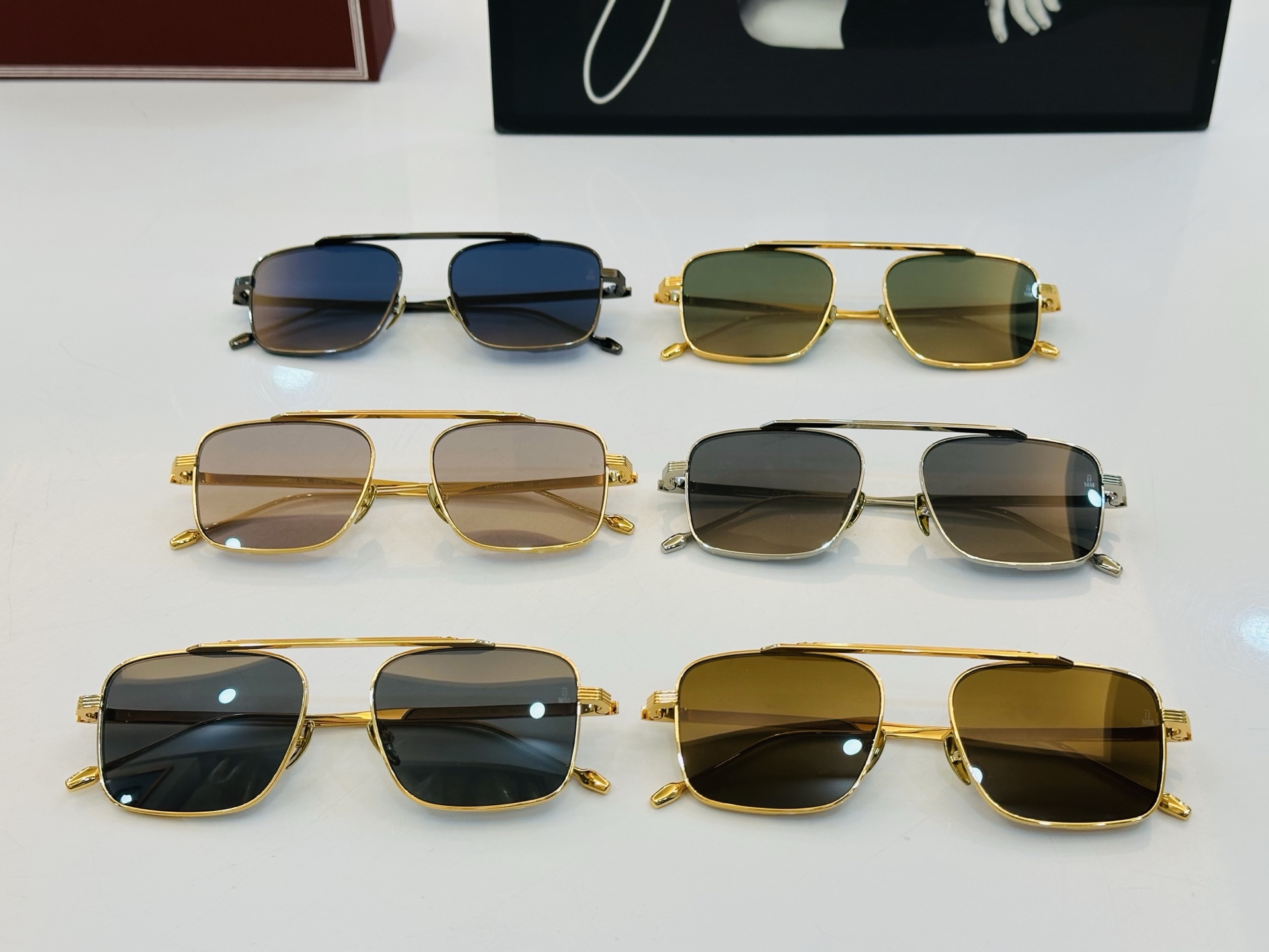 JACQUES MARIE SCARPA55 日本手工眼镜 镜框採用上板材打造出  SIZE：54口17