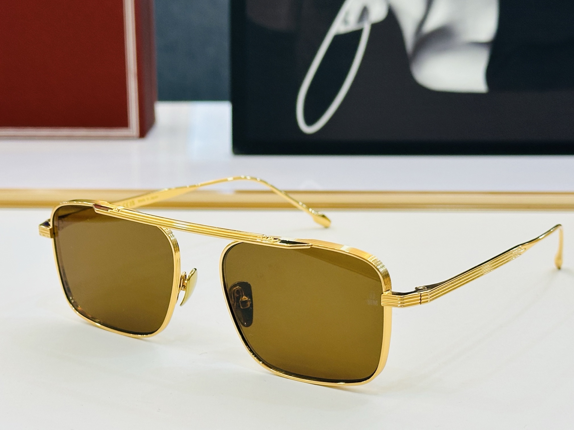 JACQUES MARIE SCARPA55 日本手工眼镜 镜框採用上板材打造出  SIZE：54口17