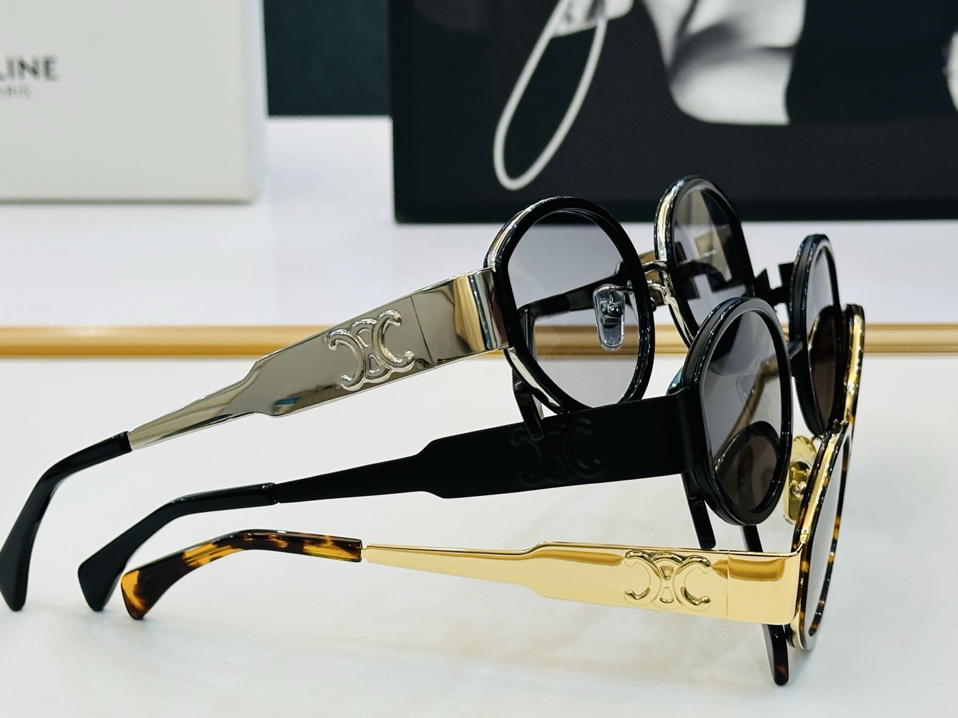 【CELINE】赛琳 CL40331F Size：54口21-145    一直热销的款式 欧美风 L光
