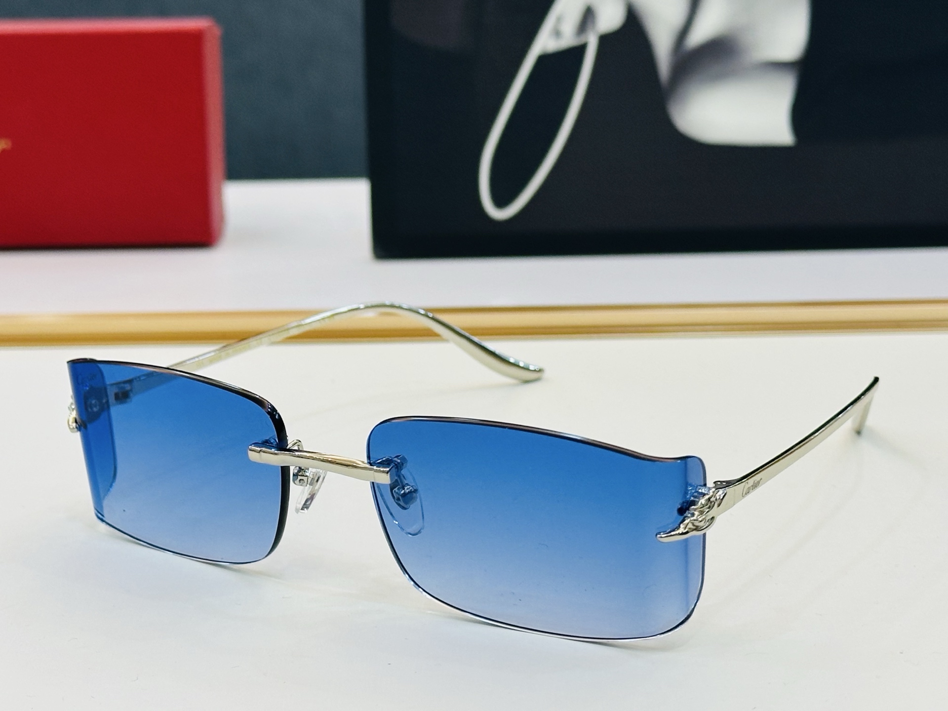 🆕 原版Cartie* 卡家 官网经典款 太阳镜 Size：59口19-135 电镀工艺精湛大牌品 XL