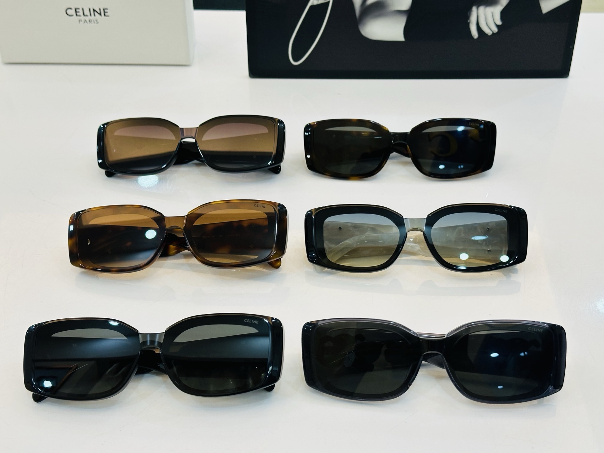 【CELINE】赛琳 CL42129U  Size：52口20-145 一直热销的款式 欧美风 光泽度好