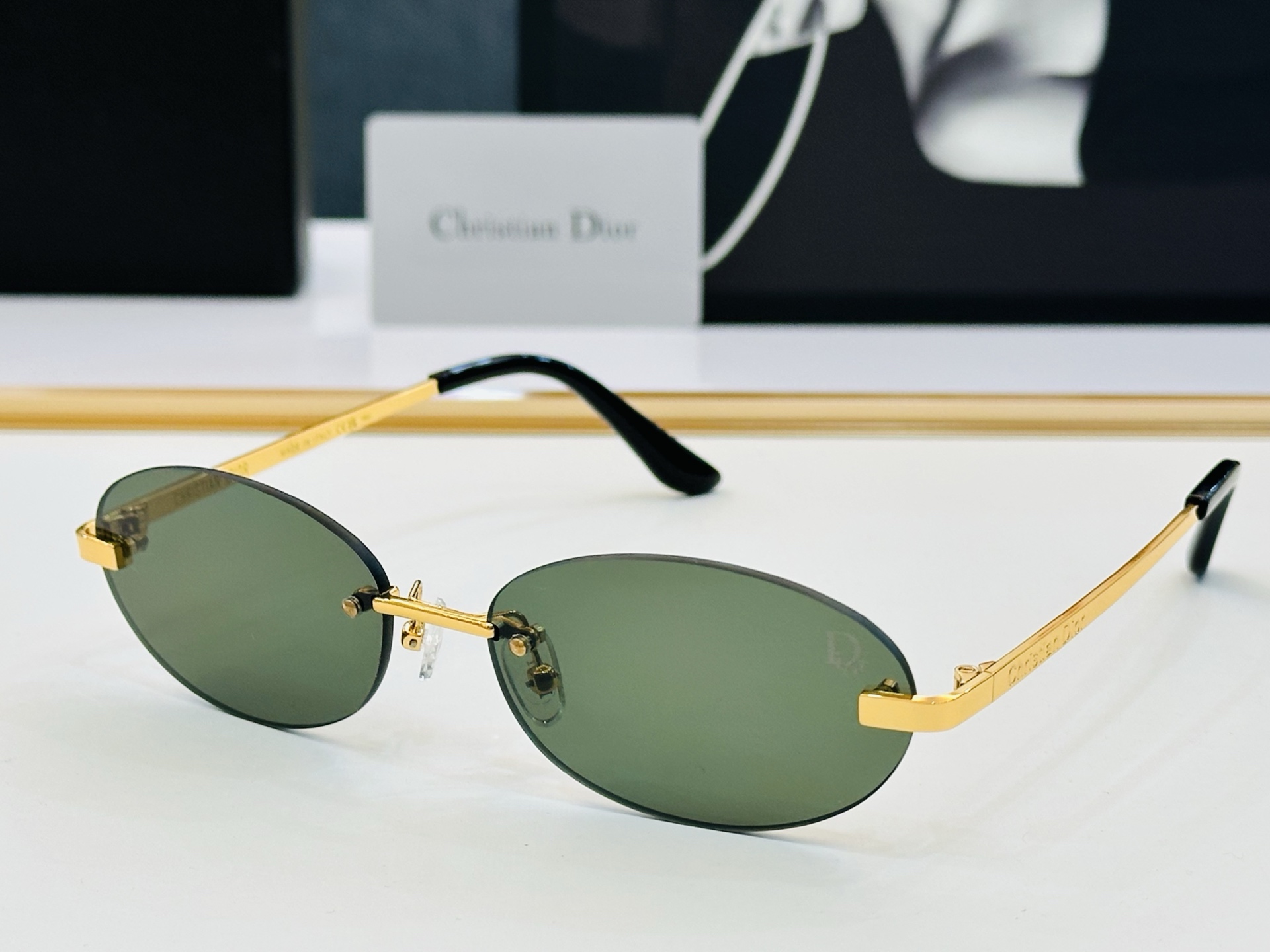 🔻🔻🔻DIO* 迪家 CAT29GNM Size：58口17-143 春夏款墨镜 😎🔆 K搭配镜腿精致 