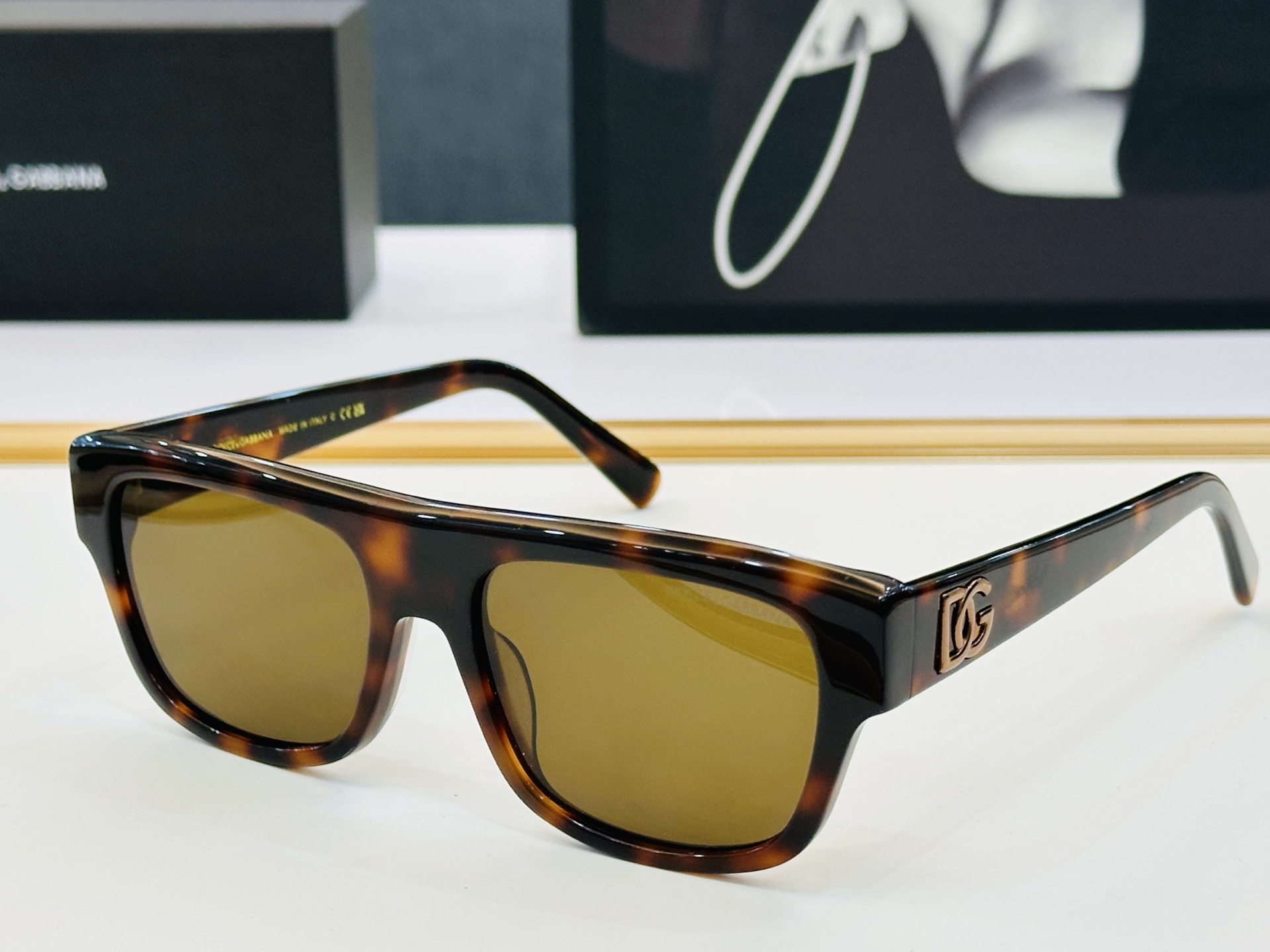🆕 官网款 🔺DOLCE&GABBAN*🔻DG4455   Size：56口18-145  新颖独特🔝🔝