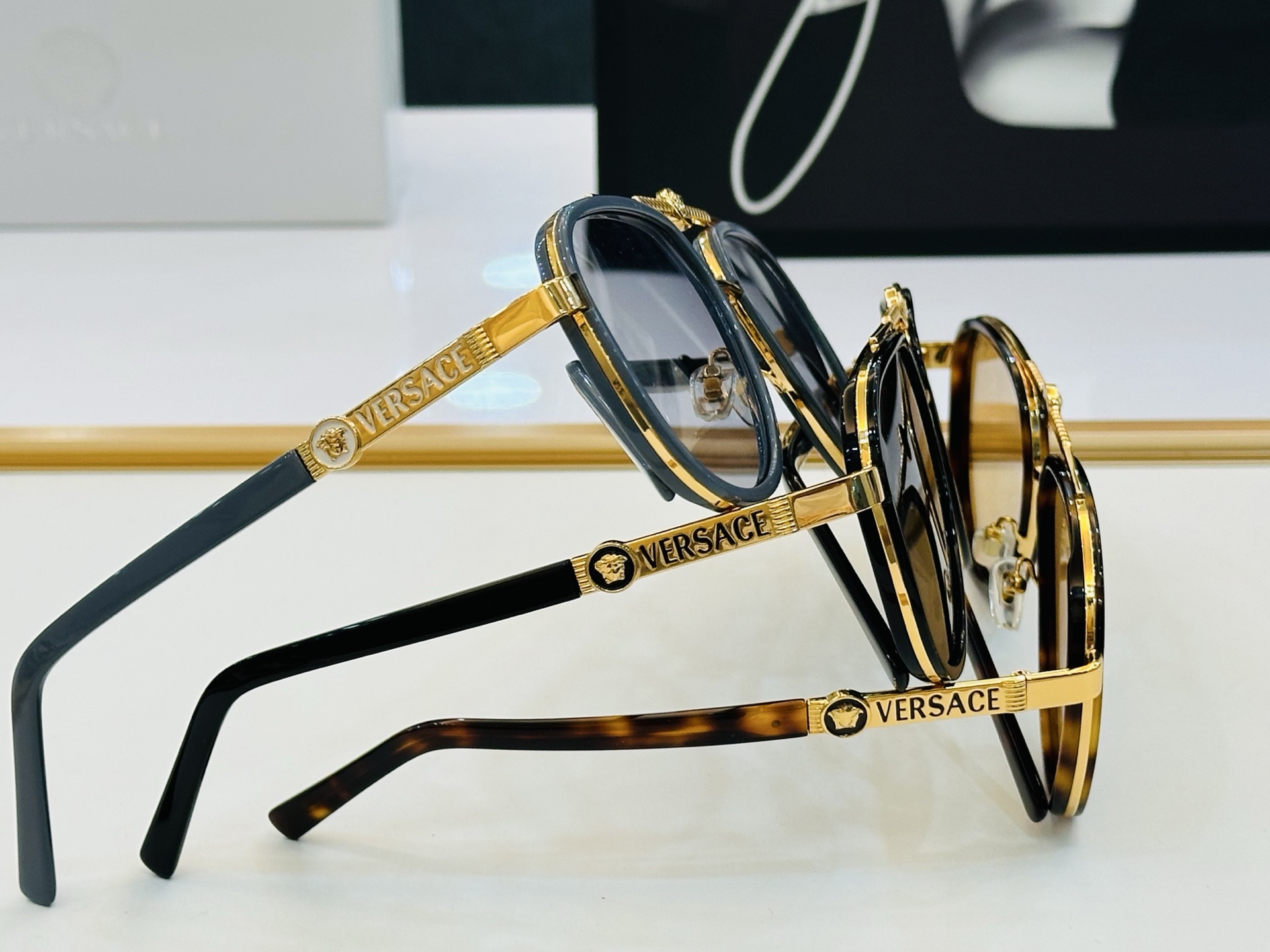 ❤️❤️范思家 VERSACE✨✨✨MODEL：VE6815 Size：58口17-142 ✨K 有范 