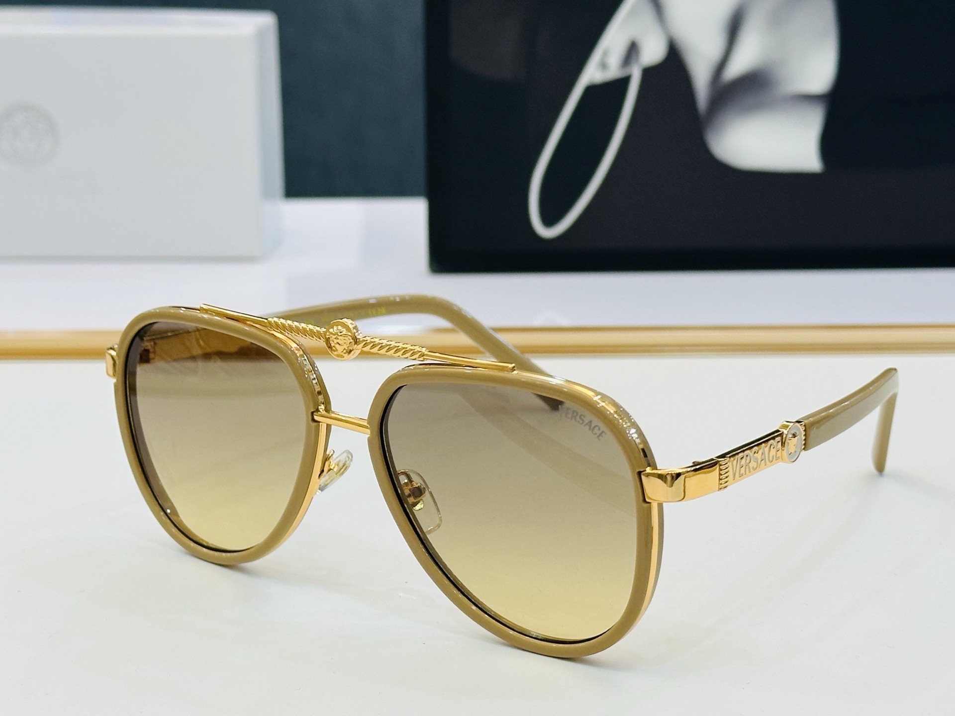 ❤️❤️范思家 VERSACE✨✨✨MODEL：VE6815 Size：58口17-142 ✨K 有范 