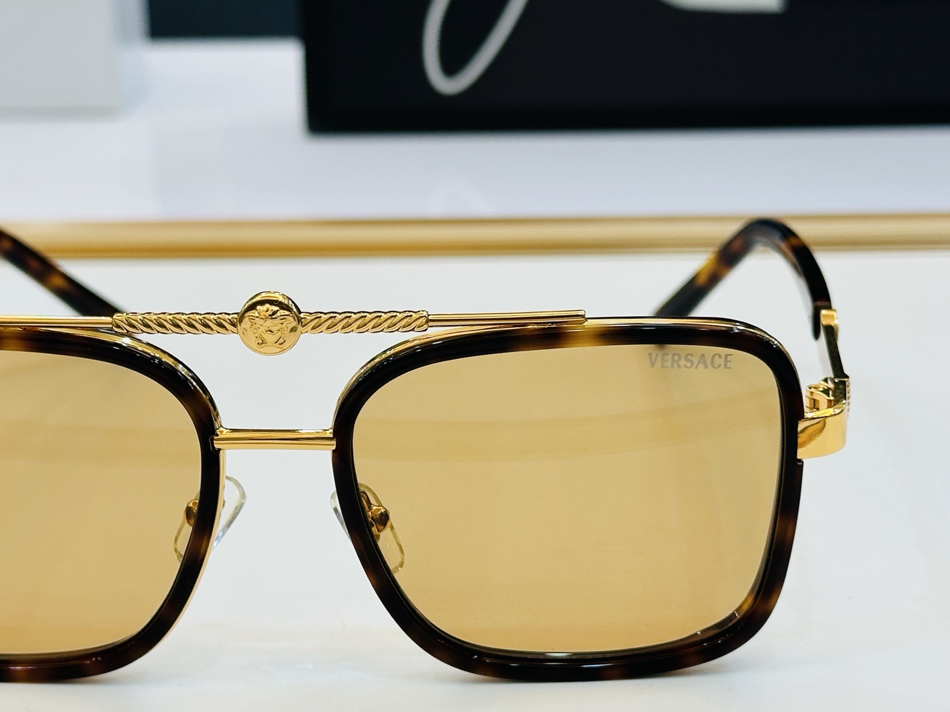 ❤️❤️范思家 VERSACE✨✨✨MODEL：VE5168 Size：57口18-142 ✨K 有范 