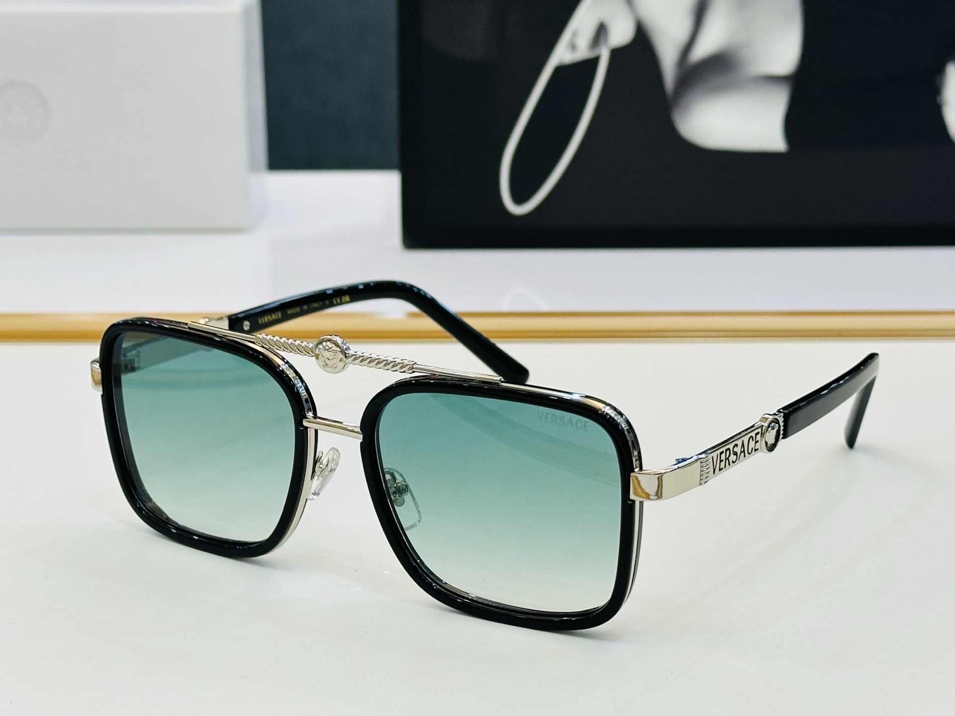 ❤️❤️范思家 VERSACE✨✨✨MODEL：VE5168 Size：57口18-142 ✨K 有范 
