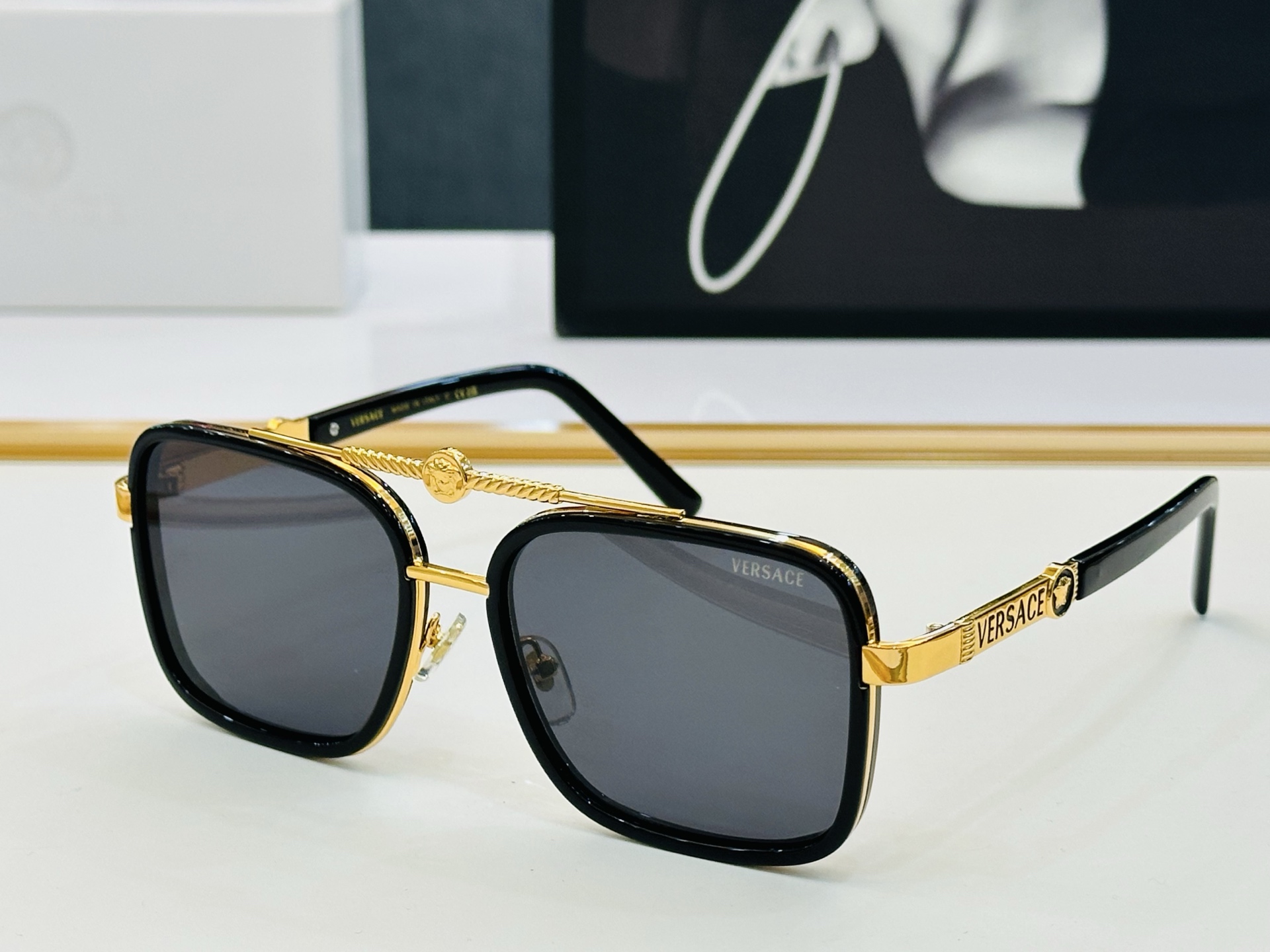 ❤️❤️范思家 VERSACE✨✨✨MODEL：VE5168 Size：57口18-142 ✨K 有范 