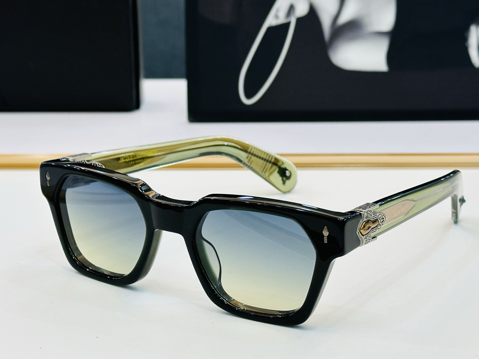 JACQUES MARIE DATTON 日本手工眼镜 镜框採用上板材打造出  SIZE：52口22-1