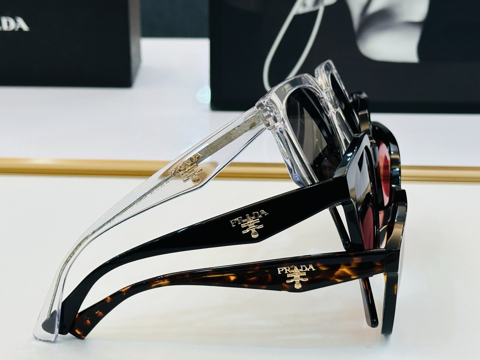 🔺PRAD*🔻普家 SPR30Y   Size：55口19-145   眼镜系列堪称精湛制作 👍C太阳镜
