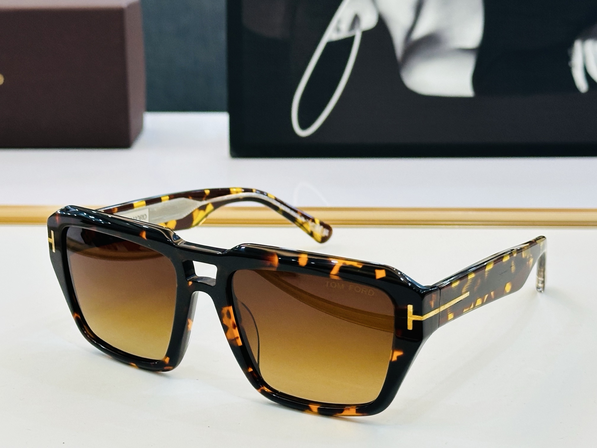 🔺TOM FOR*🔻 汤姆家 官网新款 FT1202 Size：54口19-145 经典时尚 🔝🔝C采用