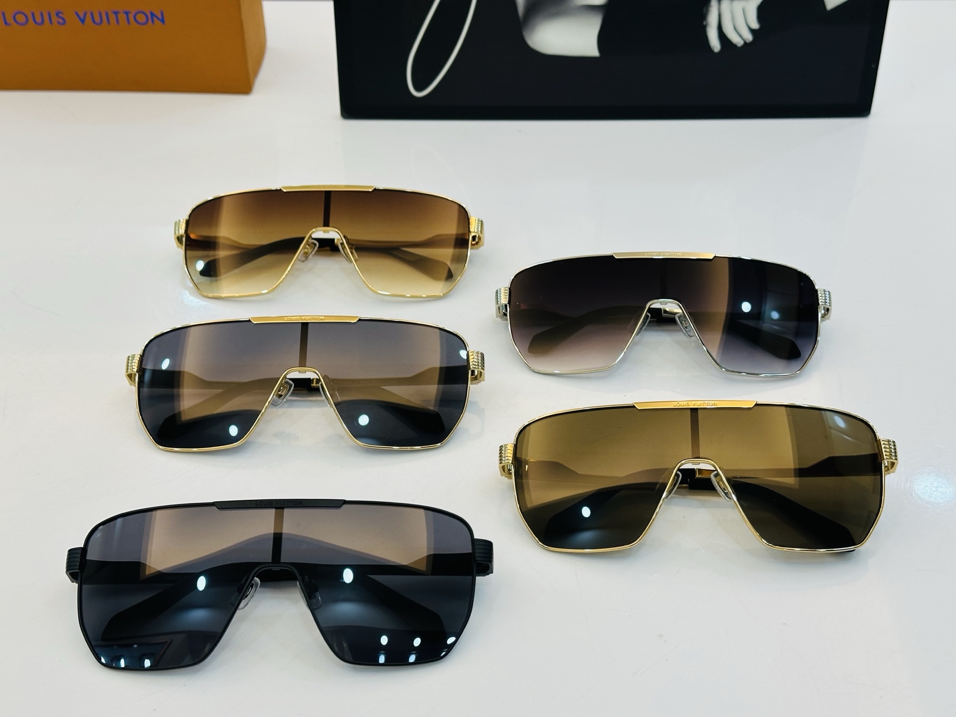 🆕🔺LOUIS VUITTO*🔻路易家 Z2080U 金属框架 方形款男款墨镜 size 148口3-1