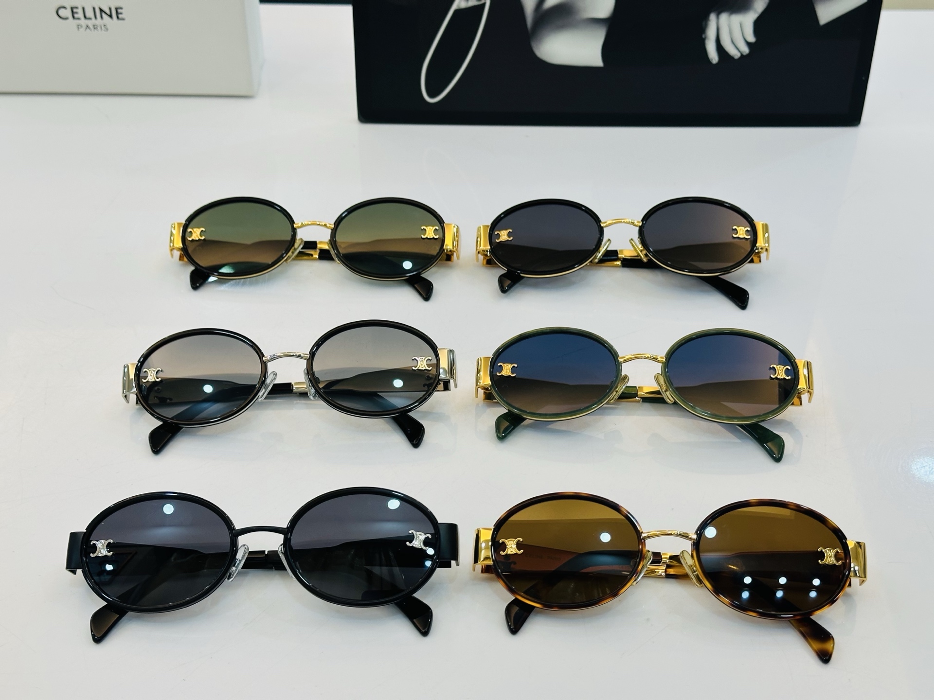 【CELINE】赛琳 CL1478LU Size：55口21-145    一直热销的款式 欧美风 X光
