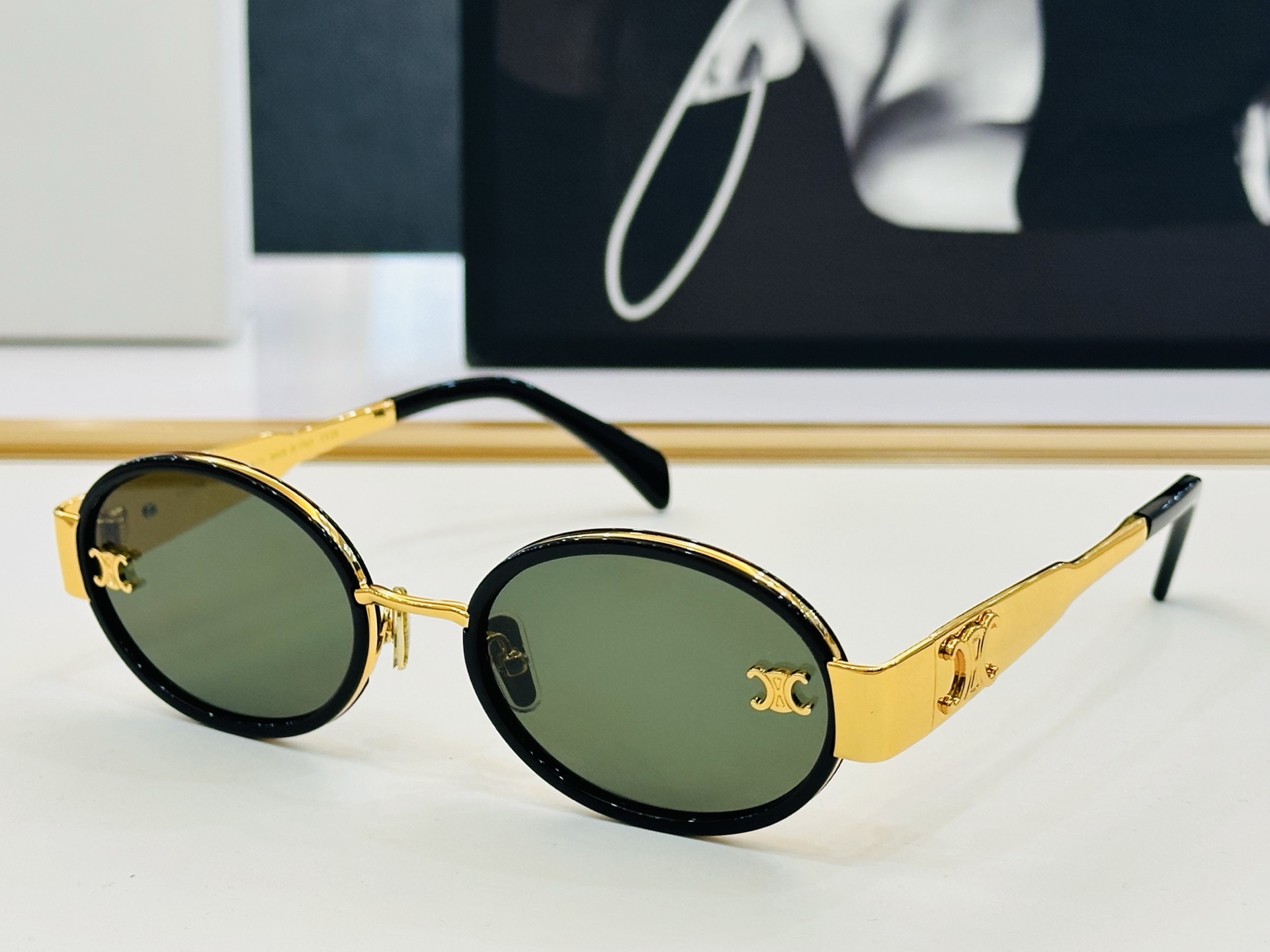 【CELINE】赛琳 CL1478LU Size：55口21-145    一直热销的款式 欧美风 X光