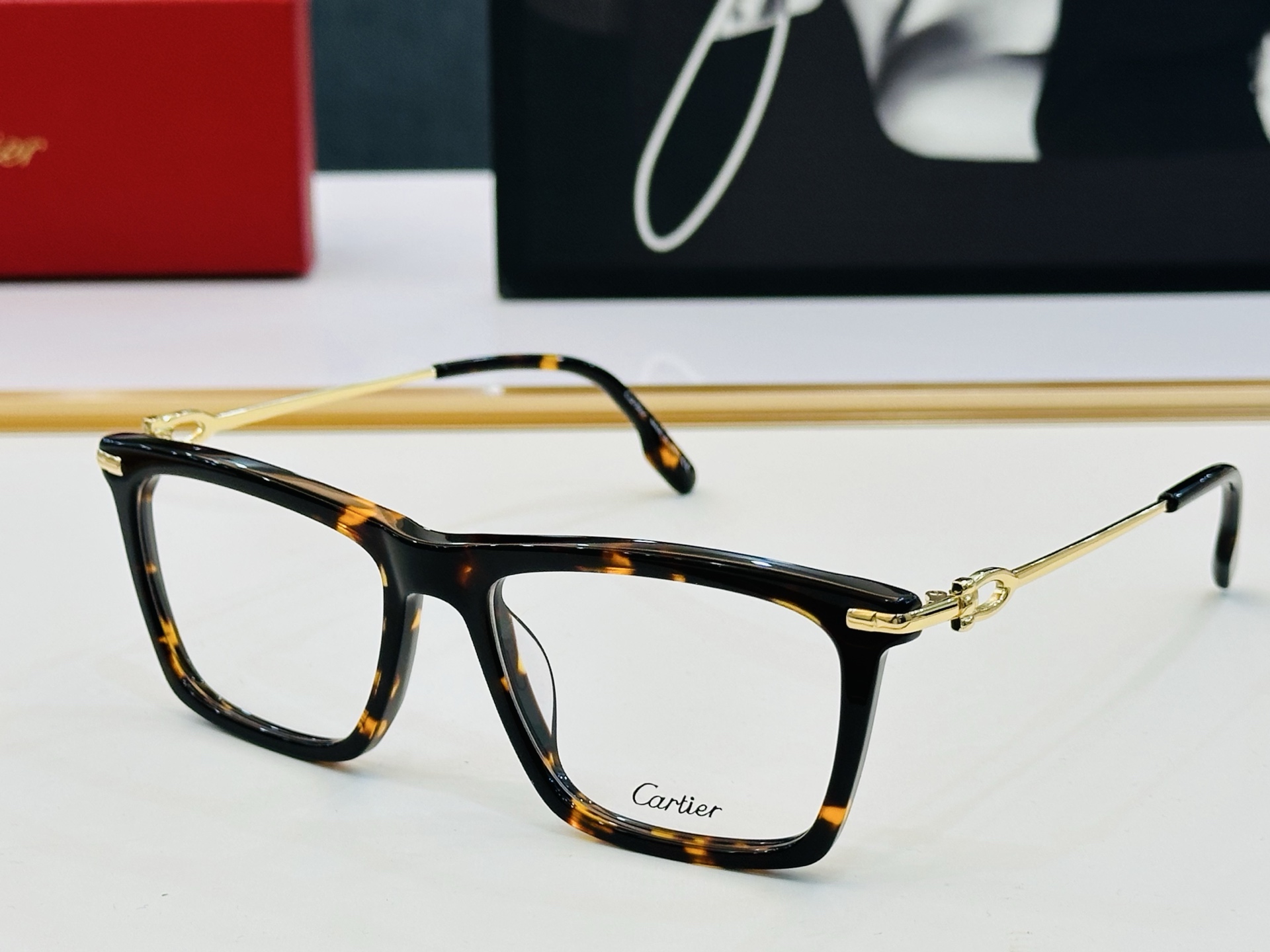 Cartier-卡家 ✨CT0516 Size：55口17-145 不挑脸型 简约大气 时尚休闲👌👃Z 