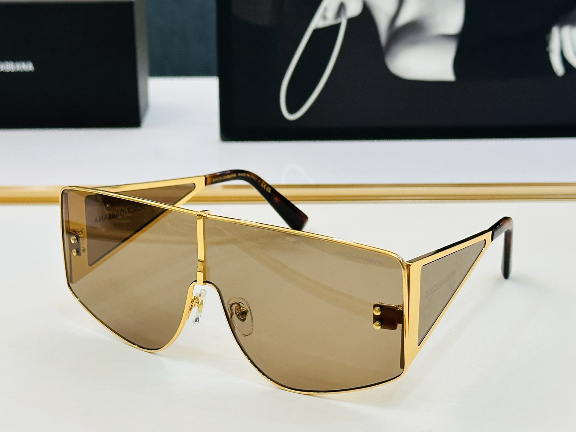 🔺DOLCE&GABBAN*🔻DG2305 Size：145口0-145 新颖独特🔝🔝K美艳绝伦 