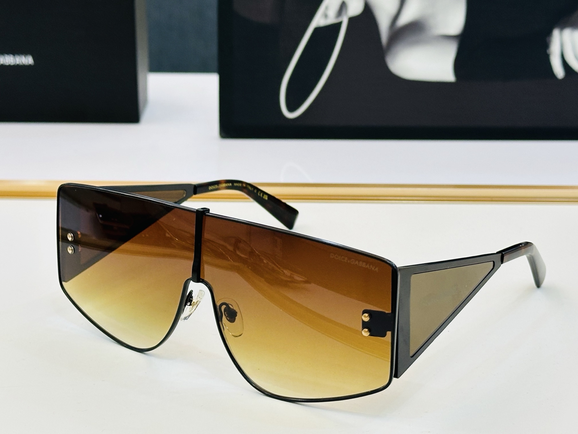 🔺DOLCE&GABBAN*🔻DG2305 Size：145口0-145 新颖独特🔝🔝K美艳绝伦 