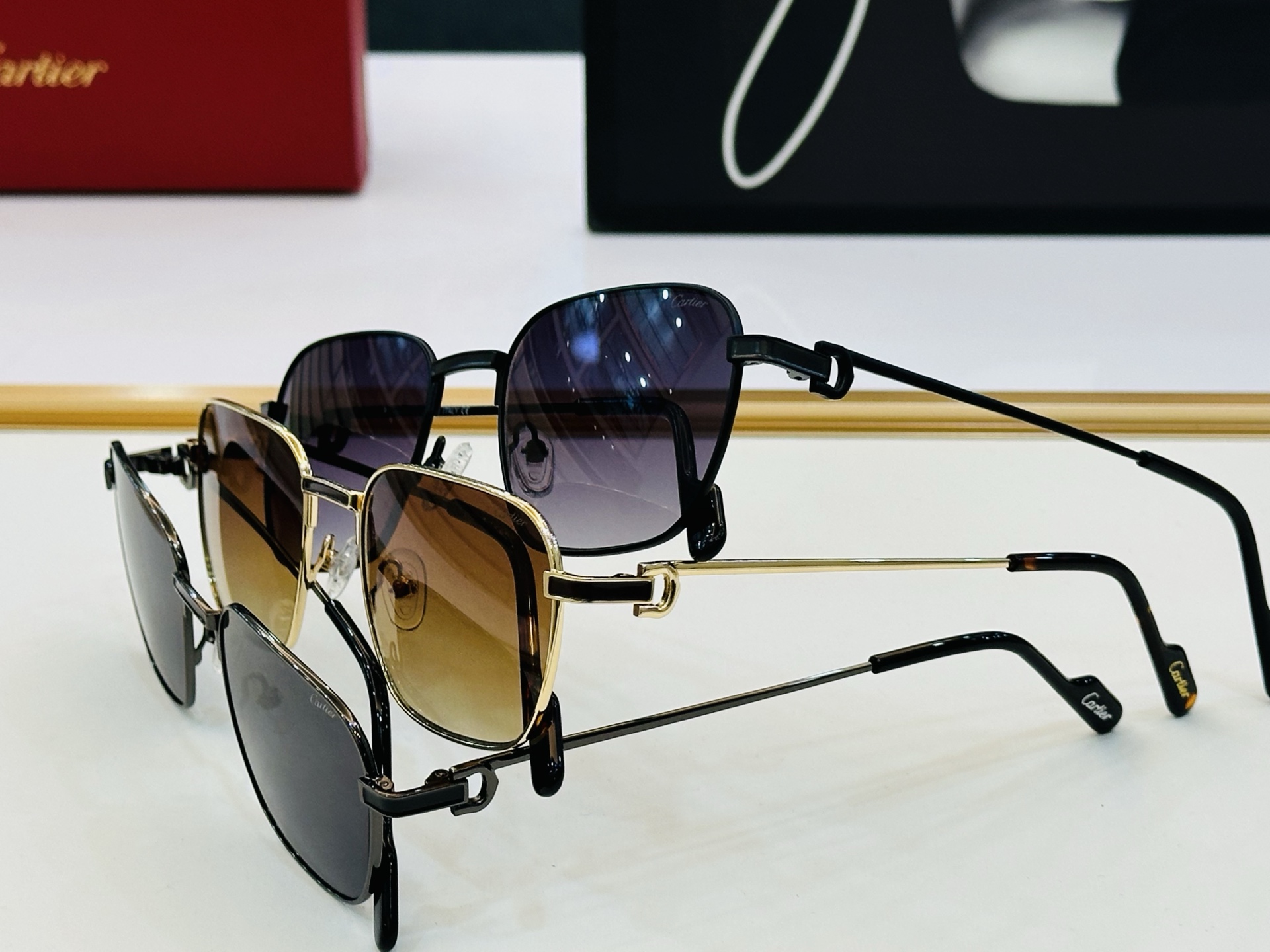 🆕 原版Cartie* 卡家 官网经典款 太阳镜 CT0518O Size：54口20-145 电镀工艺