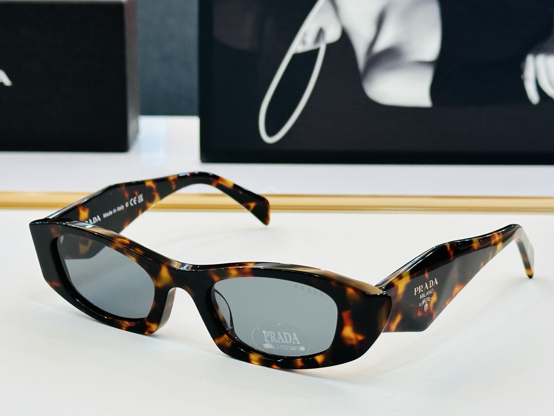 🔺PRAD*🔻普家 OPRB16S Size：54口20-145   眼镜系列堪称精湛制作 彰显独特个 