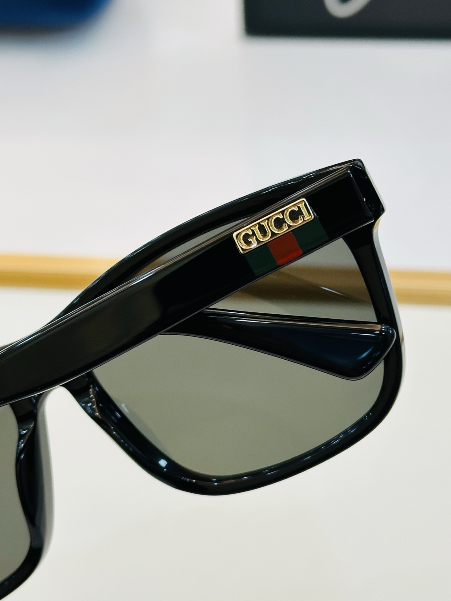 GUCCl*古家 时尚太阳镜 GG0746SA Size：57口16-145  🎈超时尚☀☀💝🙏完美板材