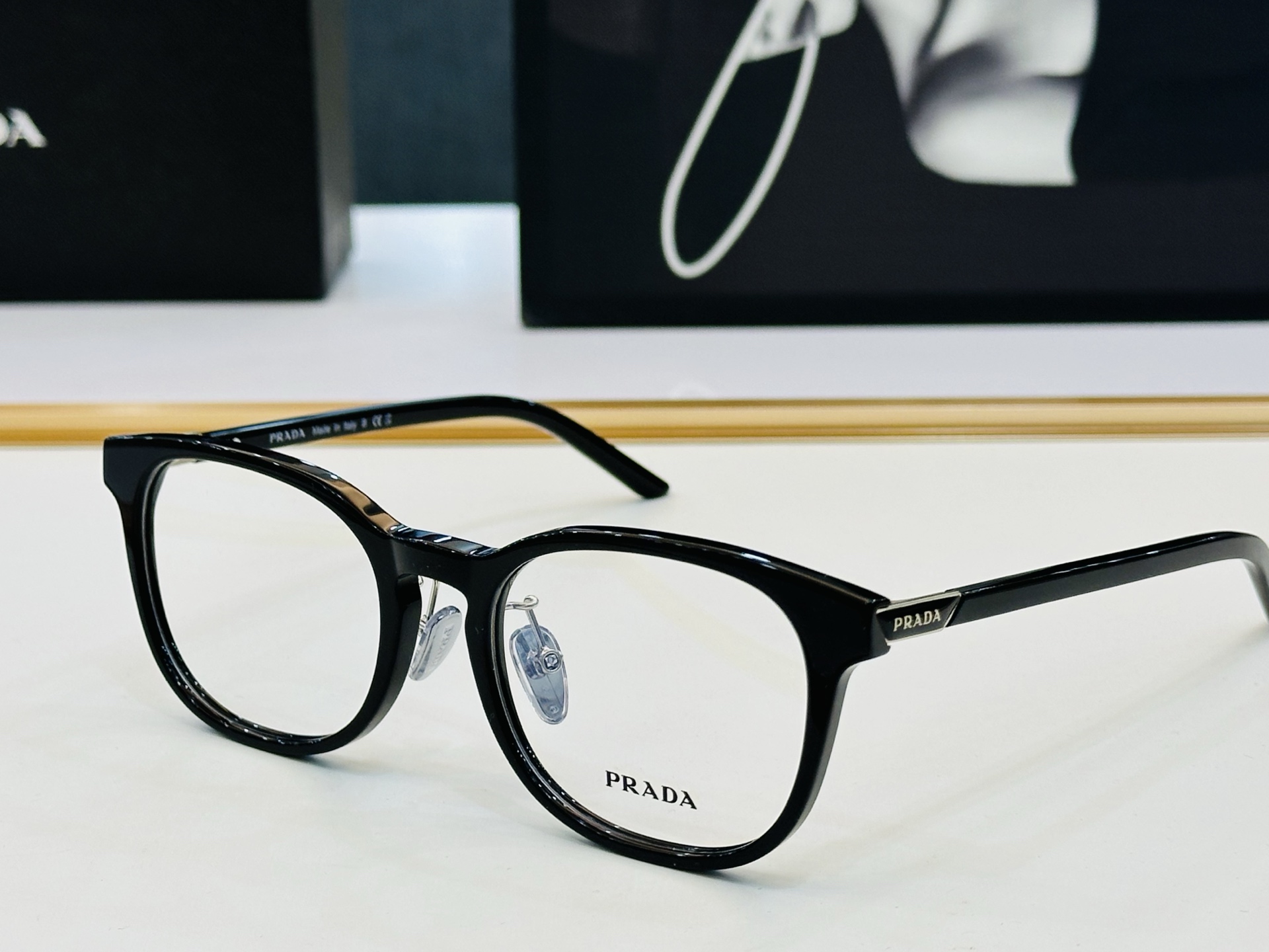 🔺PRAD*🔻普家 VPR12Z-D Size：51口20-140 眼镜系列堪称精湛制作 彰显独特个性 