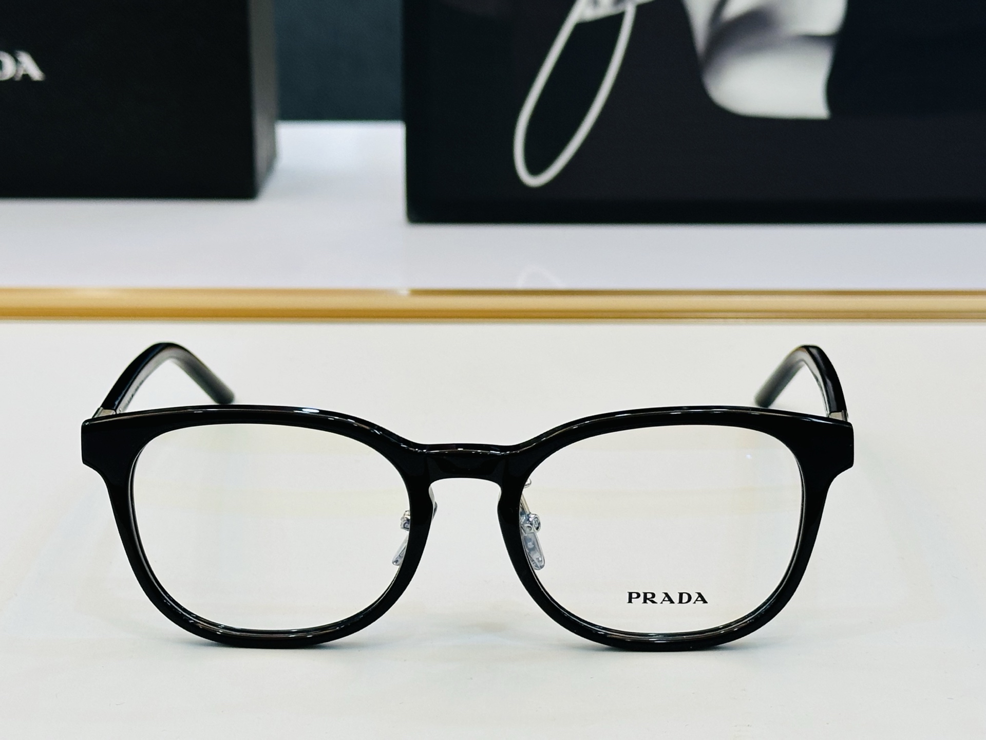 🔺PRAD*🔻普家 VPR12Z-D Size：51口20-140 眼镜系列堪称精湛制作 彰显独特个性 