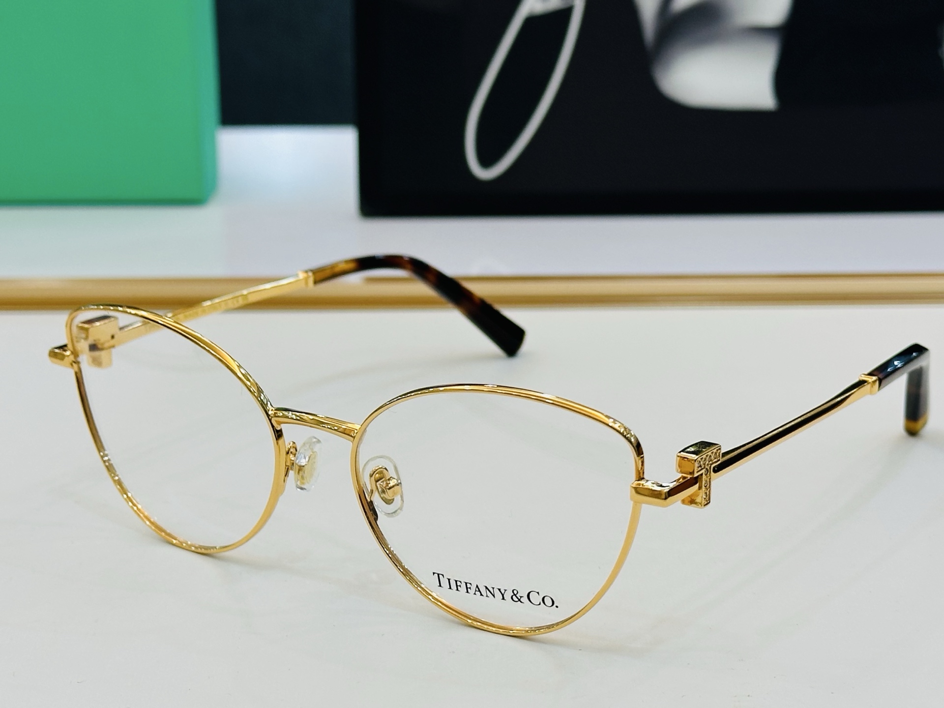 蒂芙家 Tiffany & CO. TF1159B Size：57口18-140 时尚太阳镜架 👍L多色