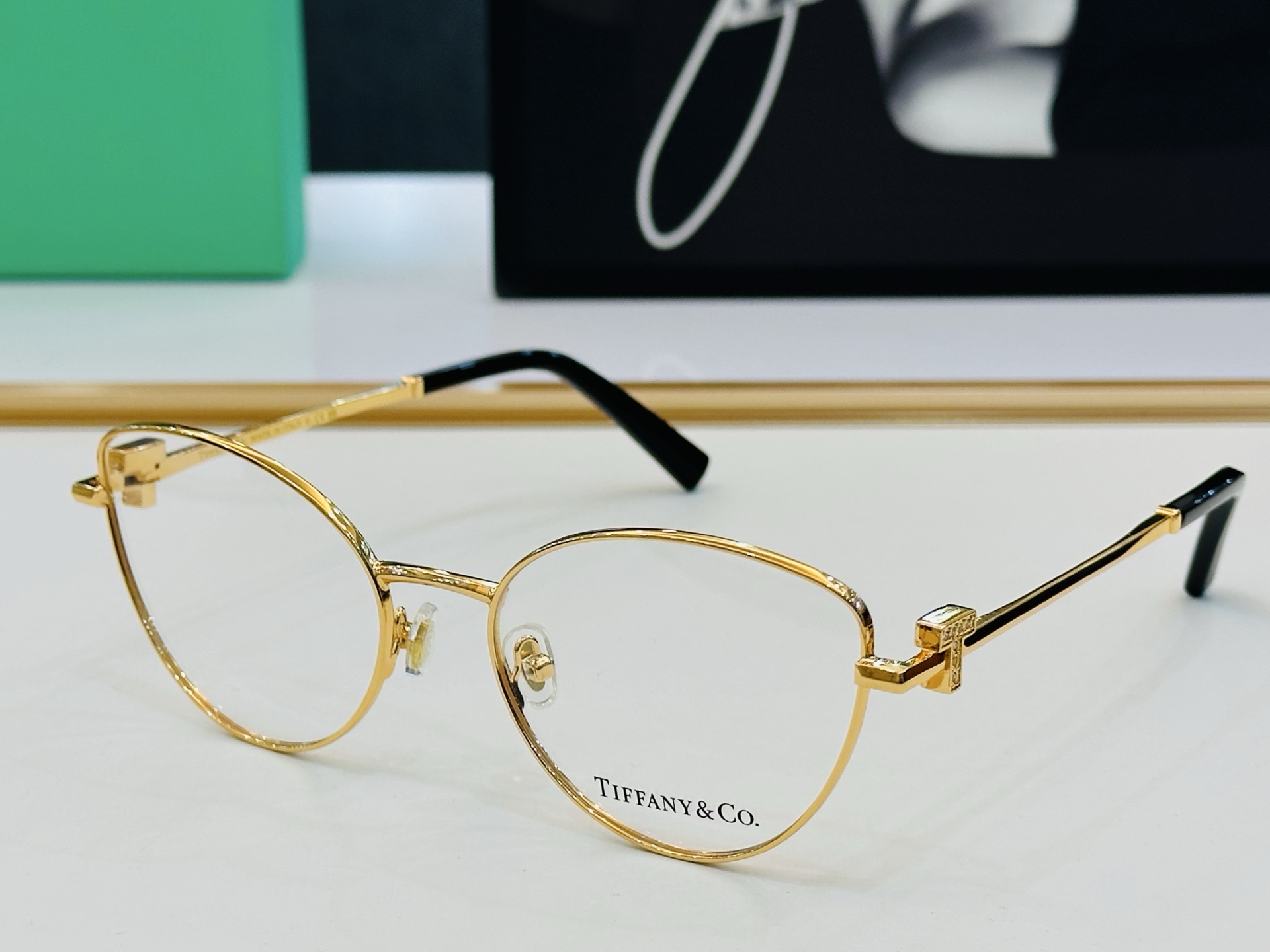 蒂芙家 Tiffany & CO. TF1159B Size：57口18-140 时尚太阳镜架 👍L多色