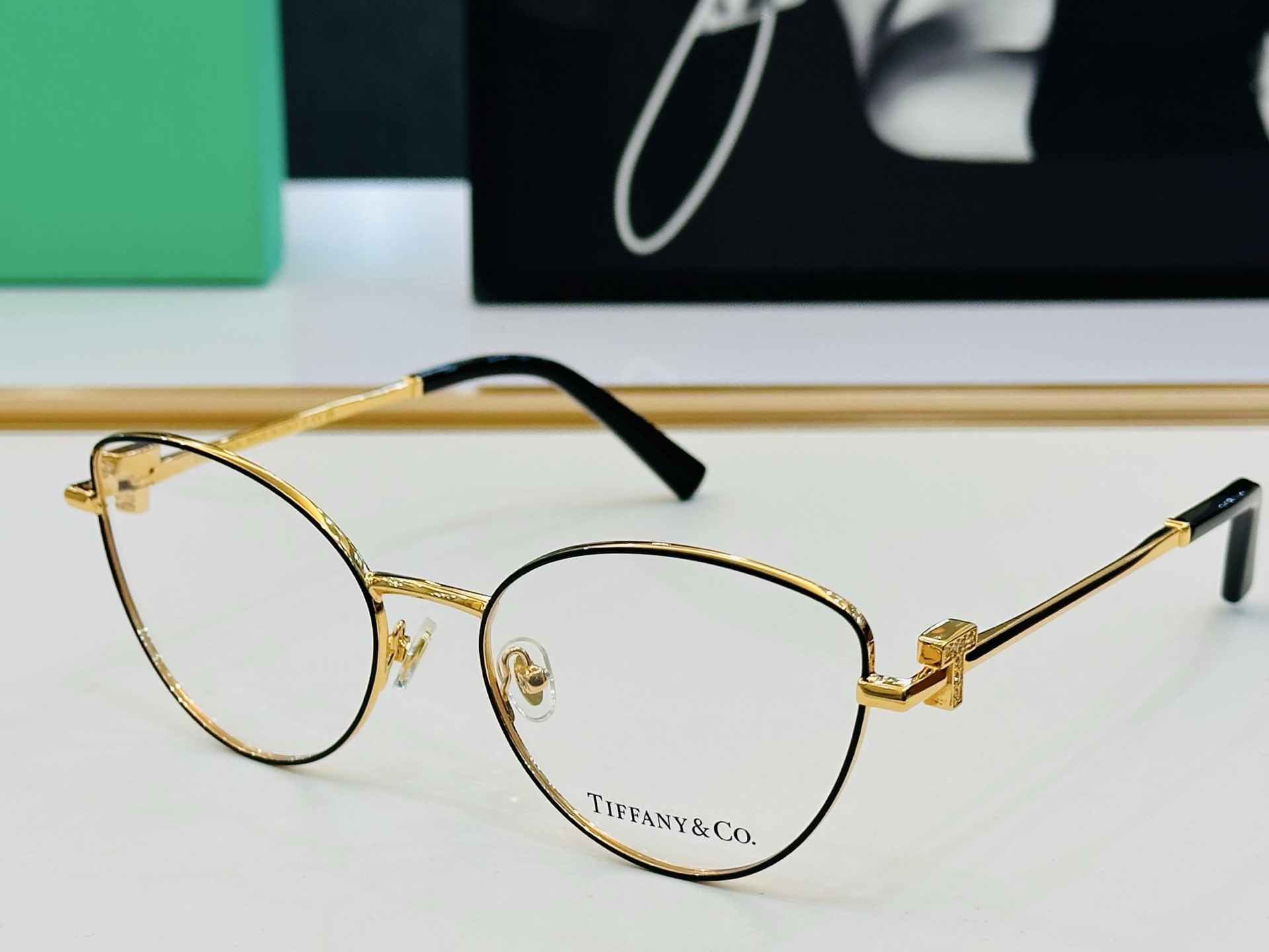蒂芙家 Tiffany & CO. TF1159B Size：57口18-140 时尚太阳镜架 👍L多色