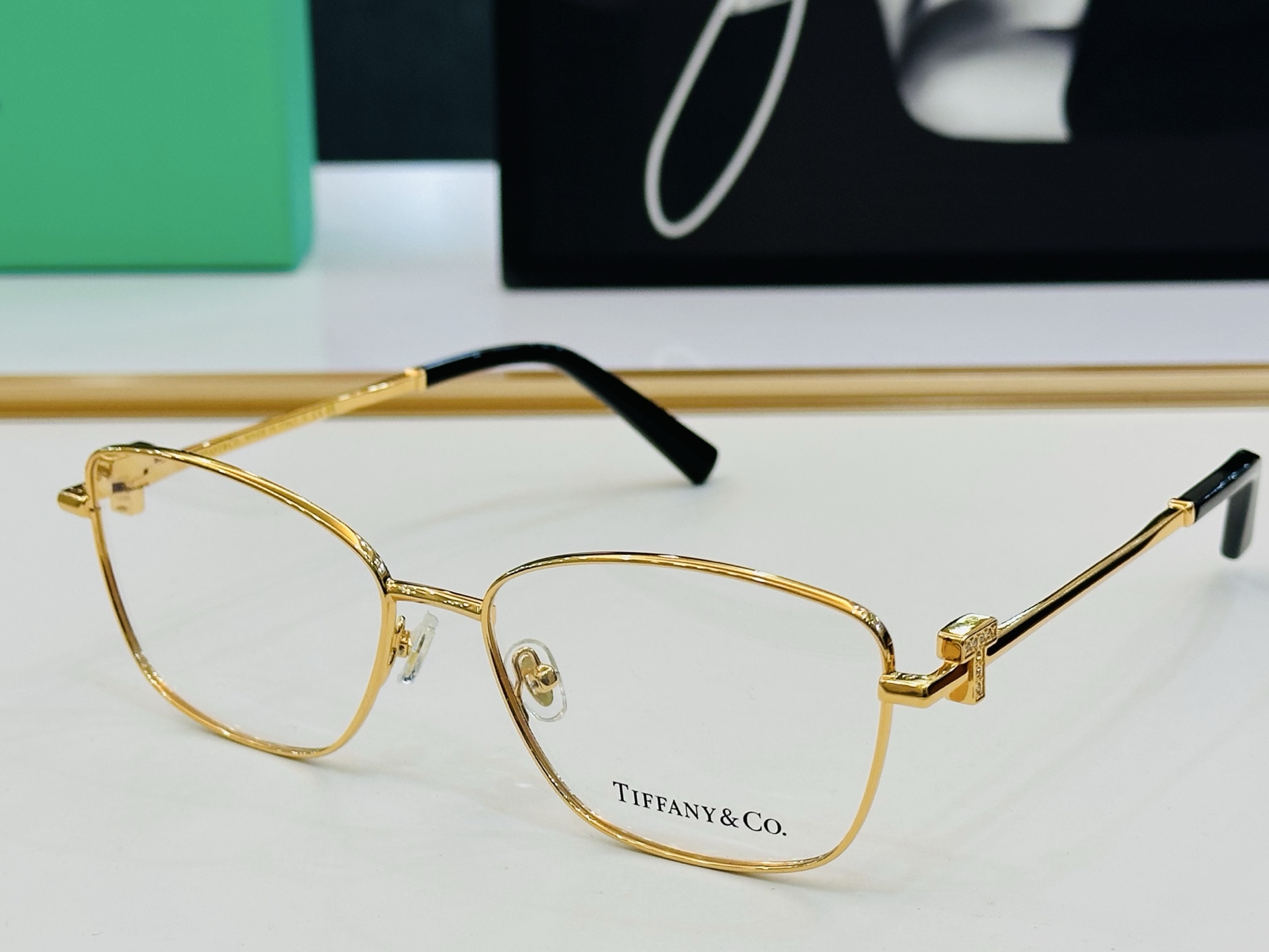 蒂芙家 Tiffany & CO. TF1160B Size：58口17-140 时尚太阳镜架 👍L多色
