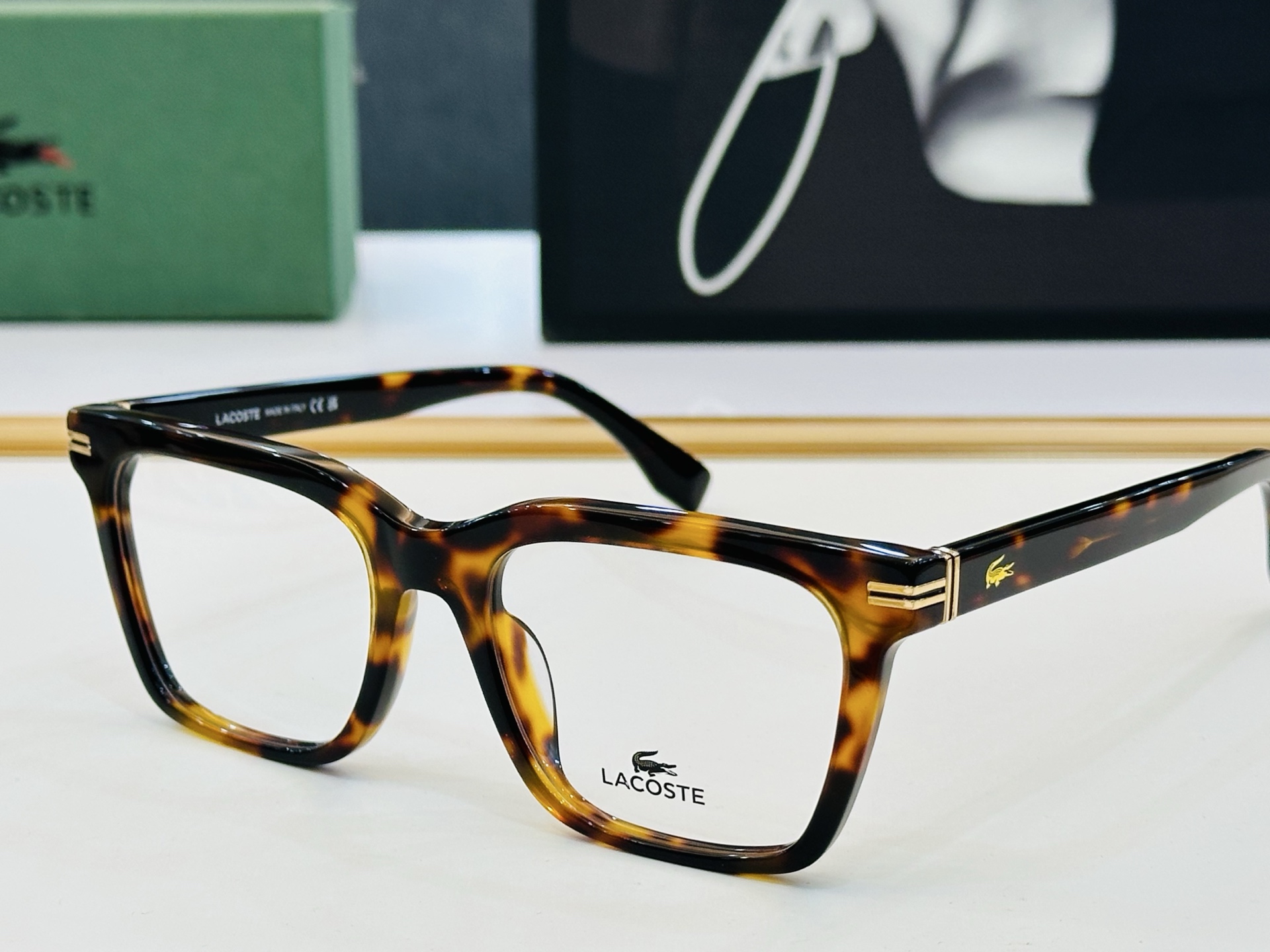 🆕 鳄鱼 LACOSTE 最新款L6050   Size：54口19-145 💫💫时尚舒适  💍Z超轻 