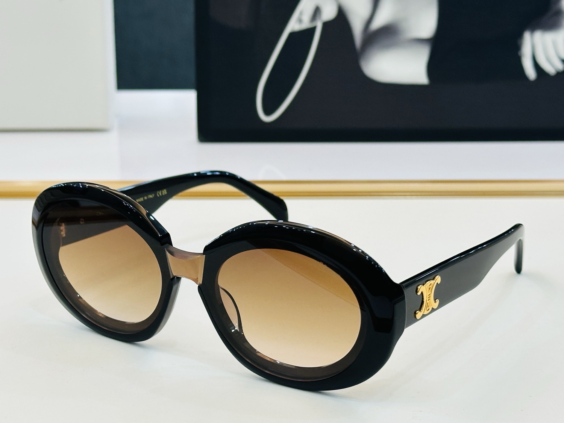 【CELINE】赛琳 CL42123U Size：54口22-145 一直热销的款式 欧美风 光泽度好 