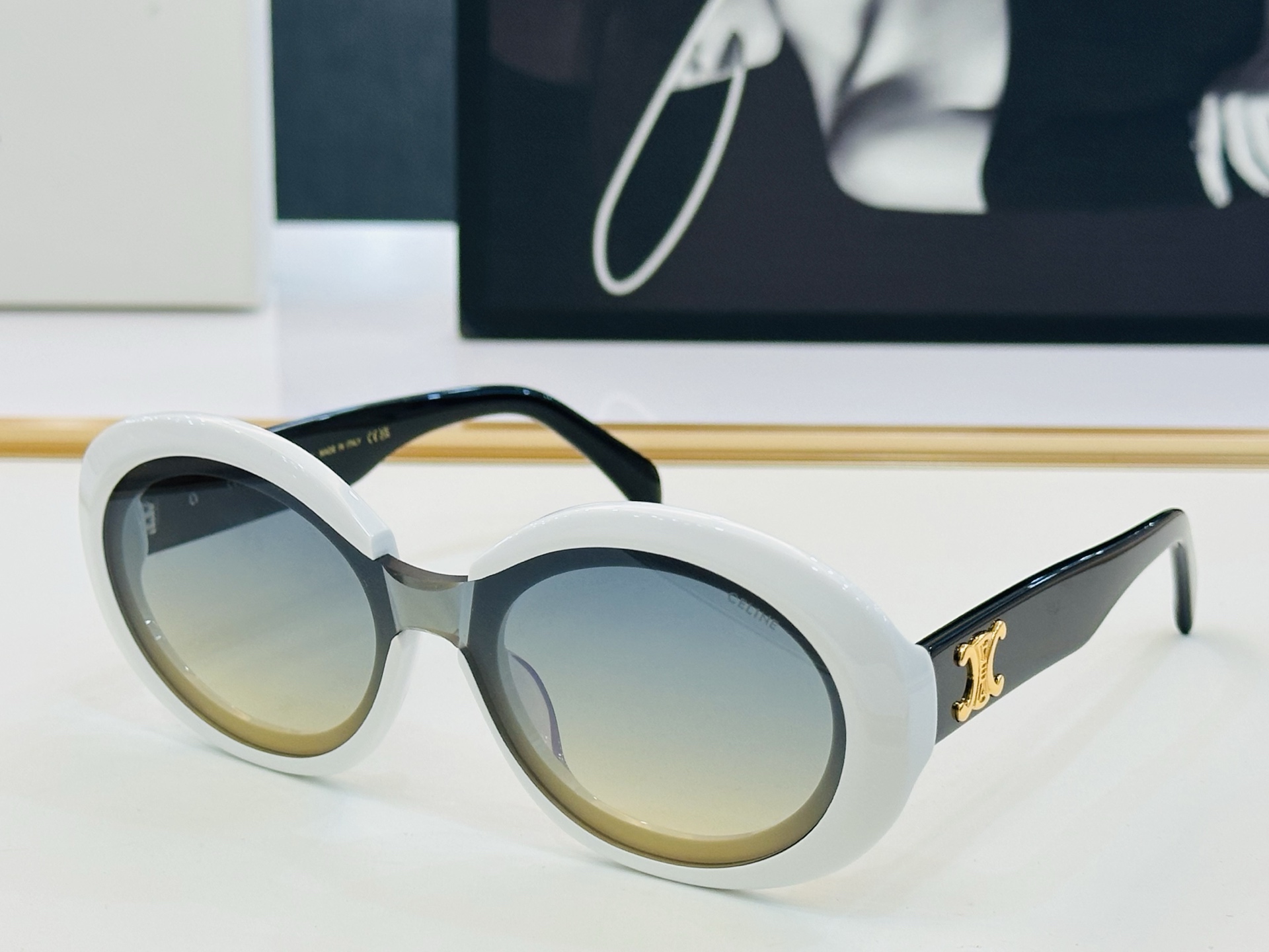 【CELINE】赛琳 CL42123U Size：54口22-145 一直热销的款式 欧美风 光泽度好 