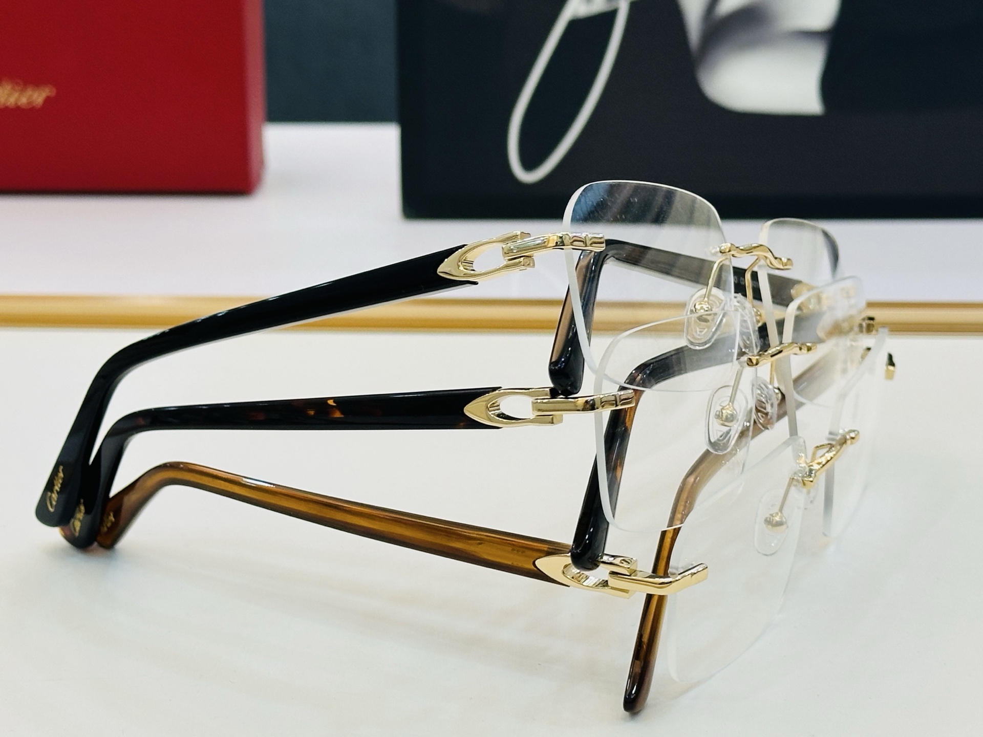 Cartier-卡家 ✨CT0453O Size：56口16-145 不挑脸型 简约大气 时尚休闲 👌👃