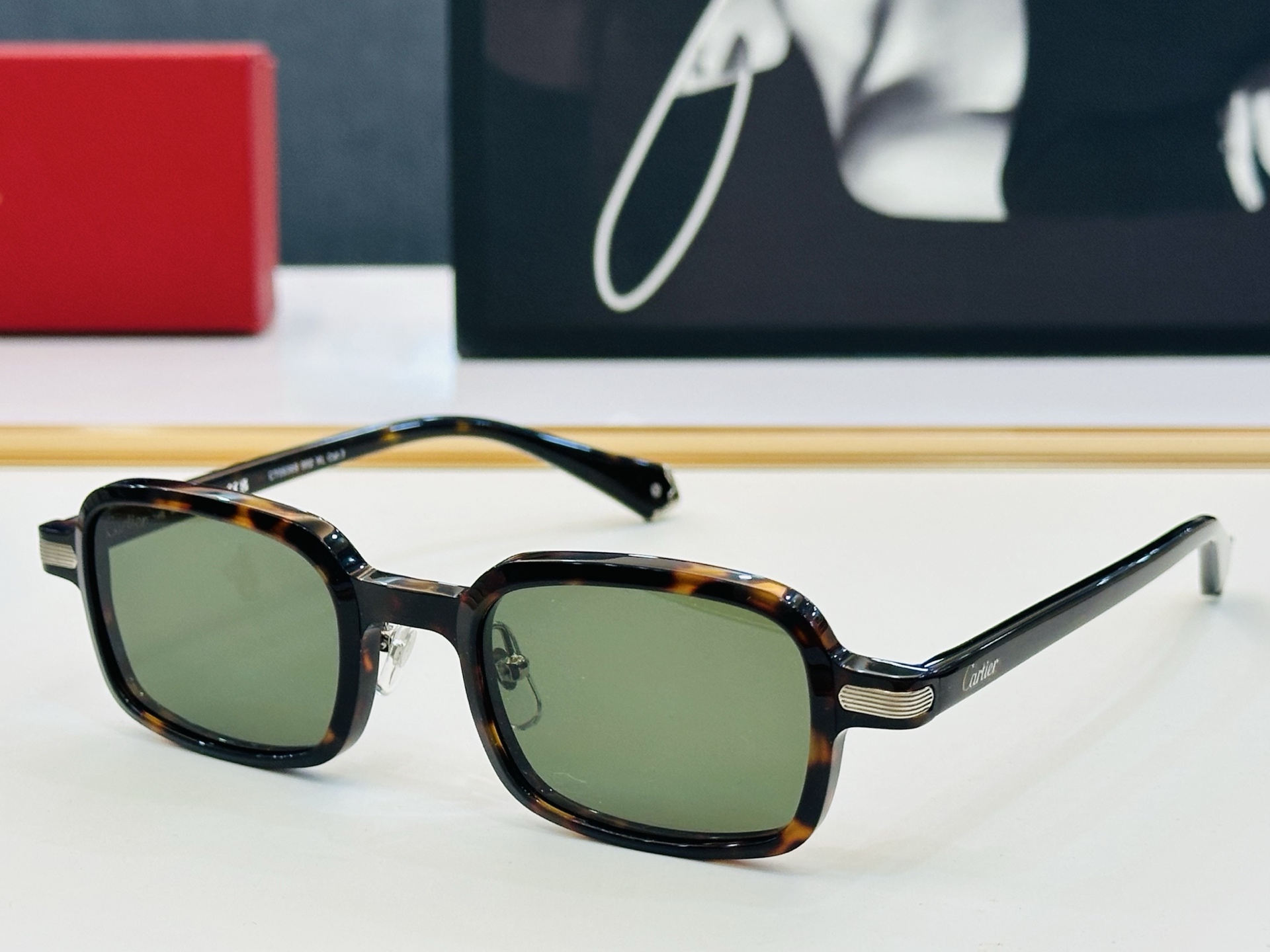Cartie* 卡家 太阳镜 CT0539S  Size：55口21-145 电镀工艺精湛气质十足！CC