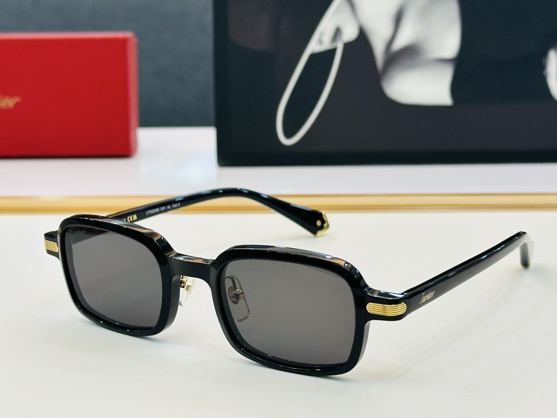 Cartie* 卡家 太阳镜 CT0539S  Size：55口21-145 电镀工艺精湛气质十足！CC