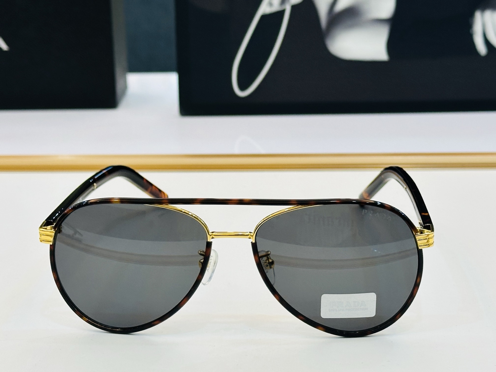 🔺PRAD*🔻普家 PRB57S  Size：58口16-145    眼镜系列堪称精湛制作 彰显独特个