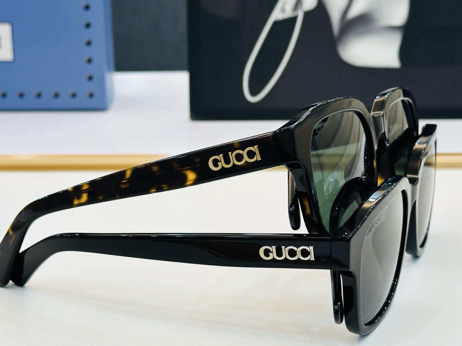 GUCC* 古家 GG1798SA 🐝🐝系列 Size：55口19-145   🍁🍁 W超绝品质 。