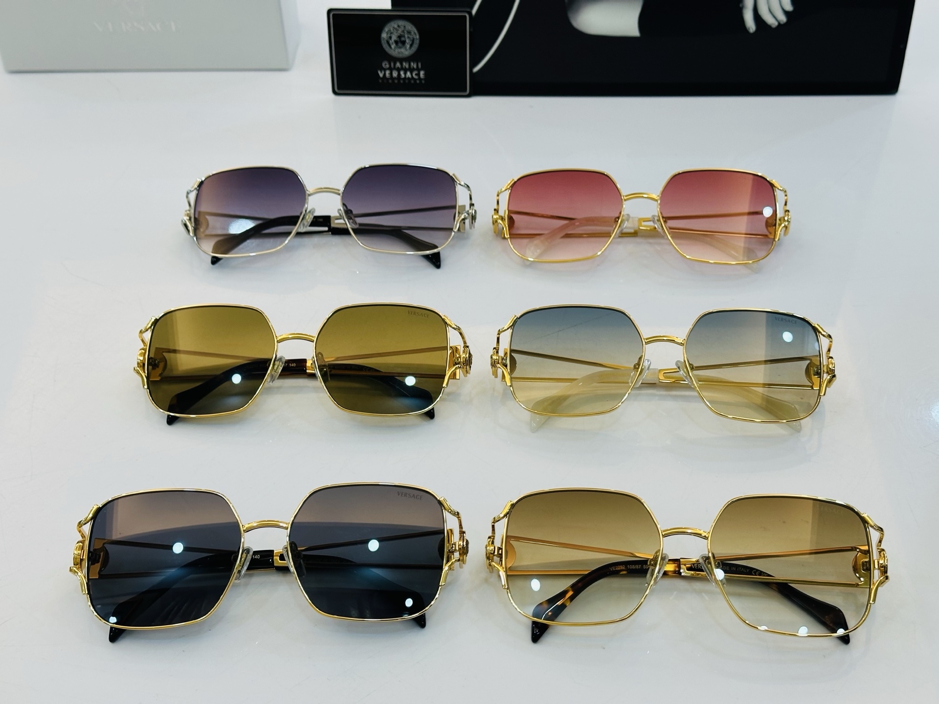 🎉🎉范思家 VERSACE✨VE2292 Size：59口17-140  ✨q有范 