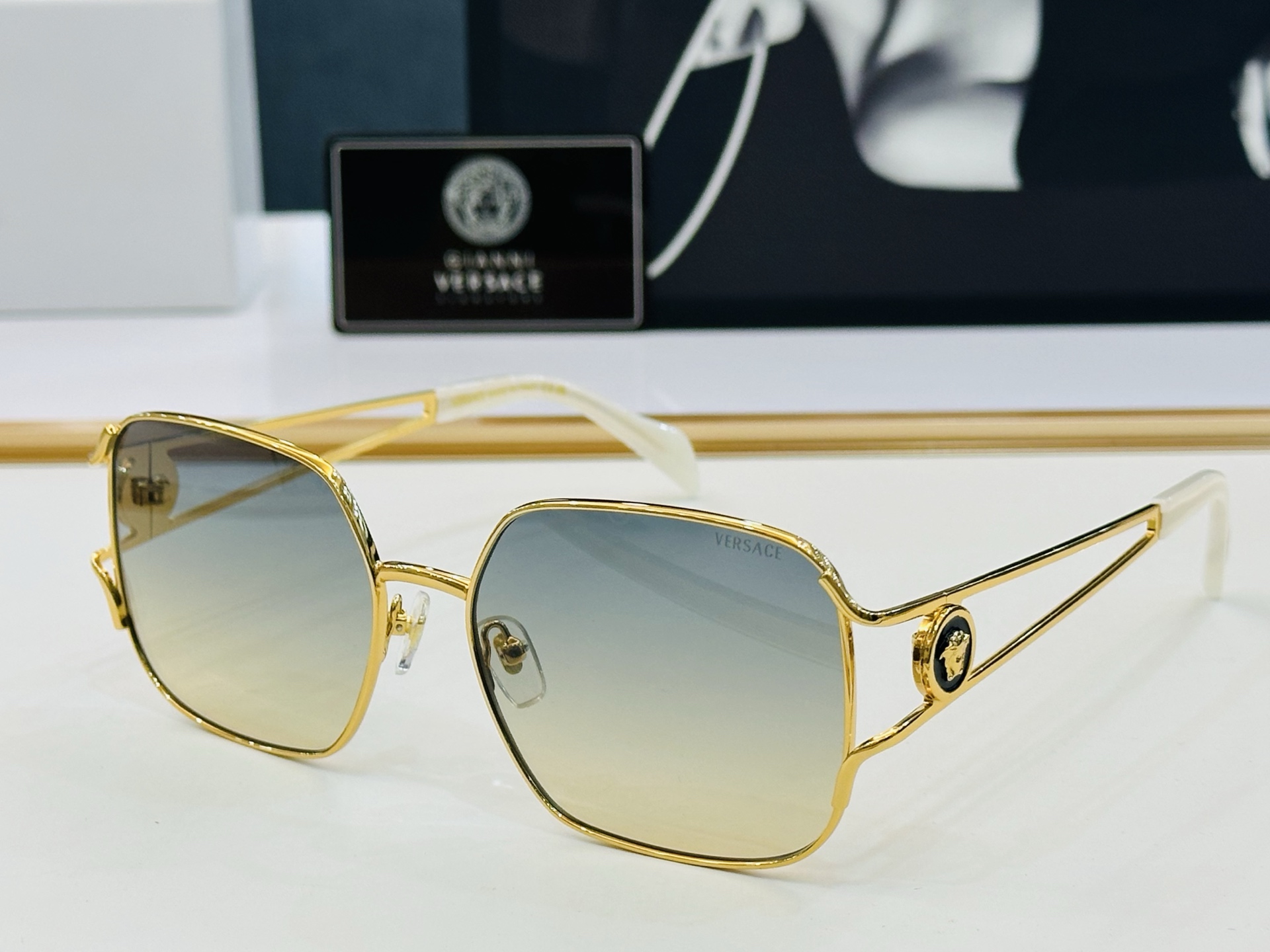 🎉🎉范思家 VERSACE✨VE2292 Size：59口17-140  ✨q有范 