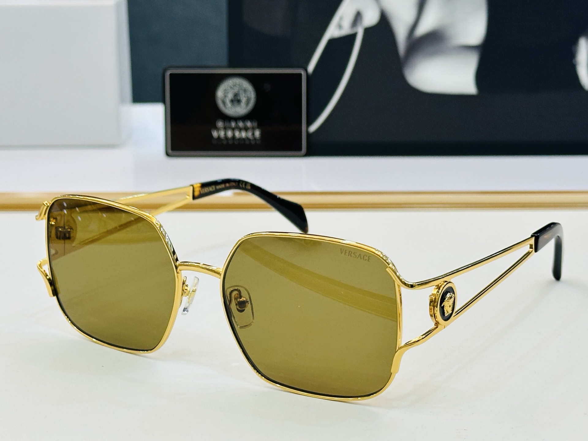 🎉🎉范思家 VERSACE✨VE2292 Size：59口17-140  ✨q有范 