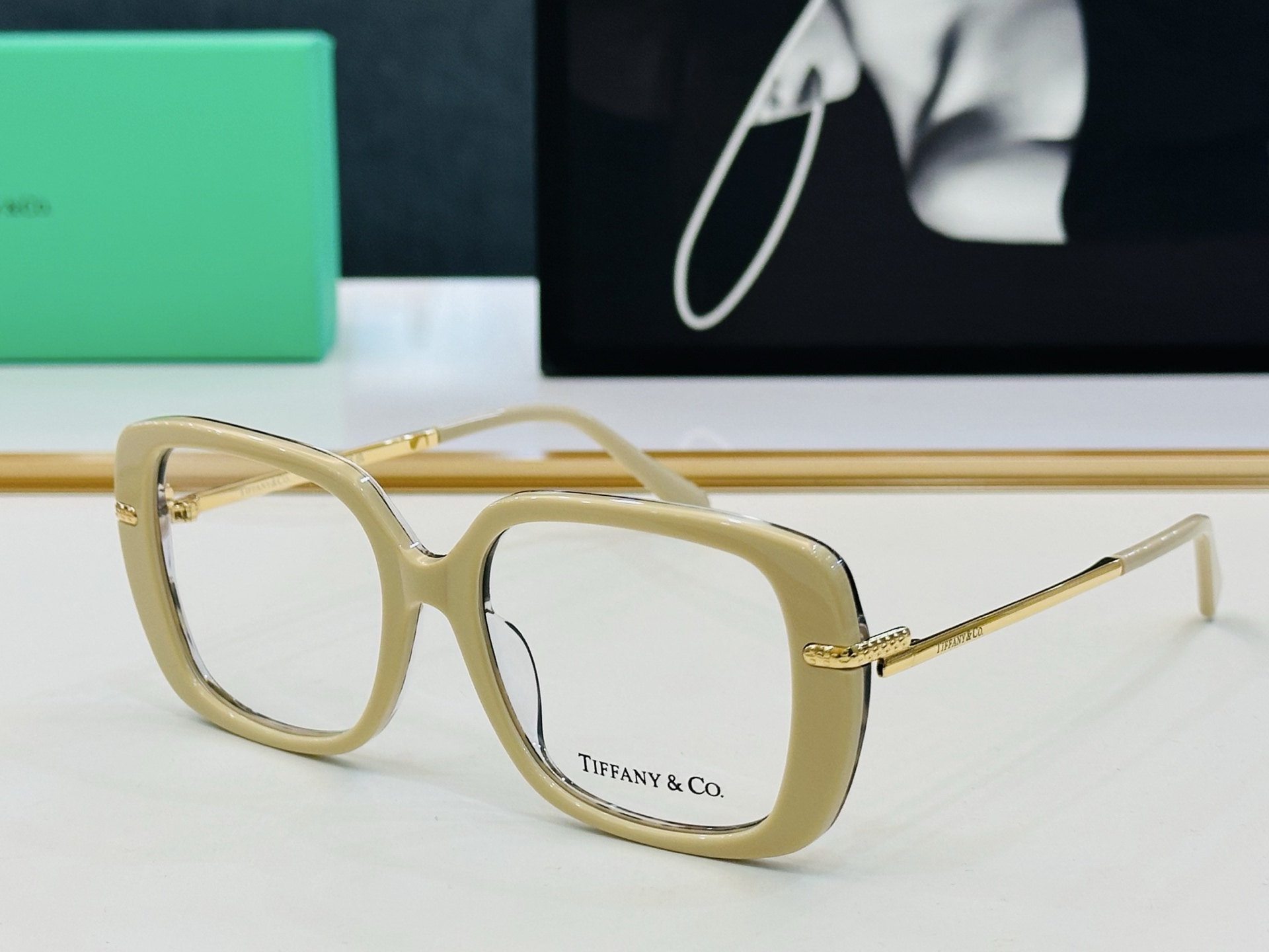 蒂芙家 Tiffany & CO. TF2277  Size：54口18-145 时尚太阳镜架 👍Z多色