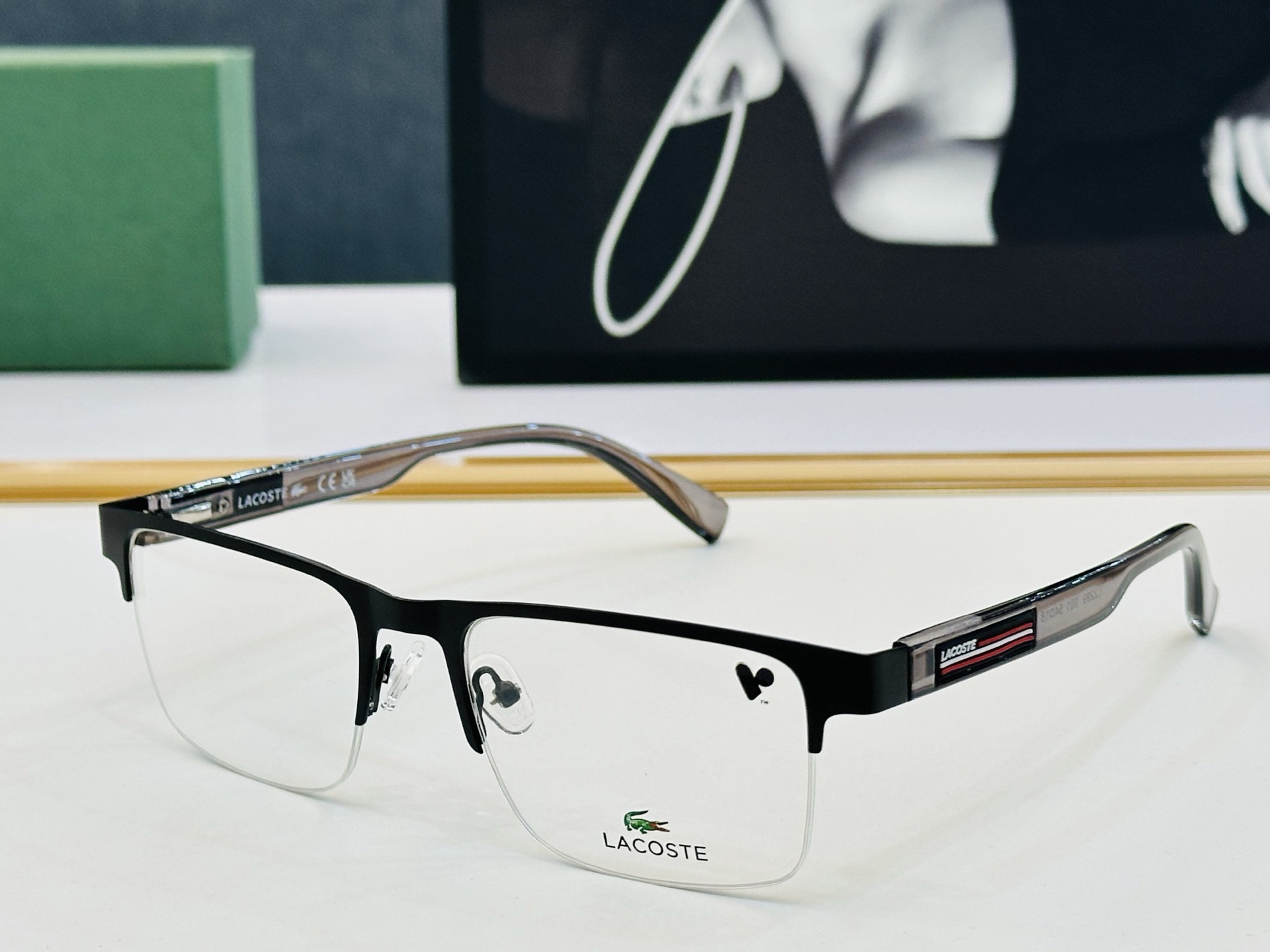 🆕 鳄鱼 LACOSTE 最新款L2299  Size：54口18-145 💫💫时尚舒适  💍J超轻 配
