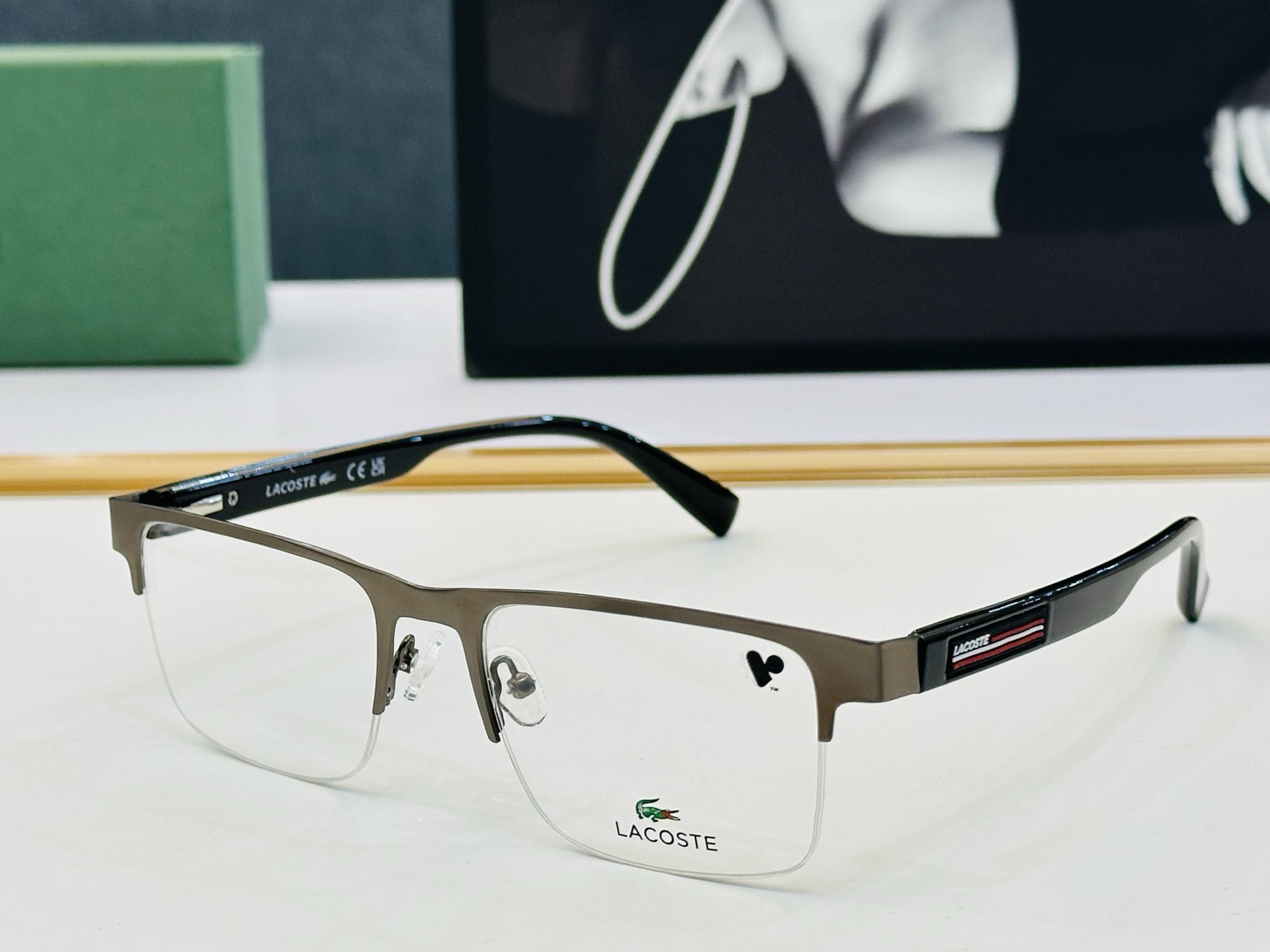🆕 鳄鱼 LACOSTE 最新款L2299  Size：54口18-145 💫💫时尚舒适  💍J超轻 配