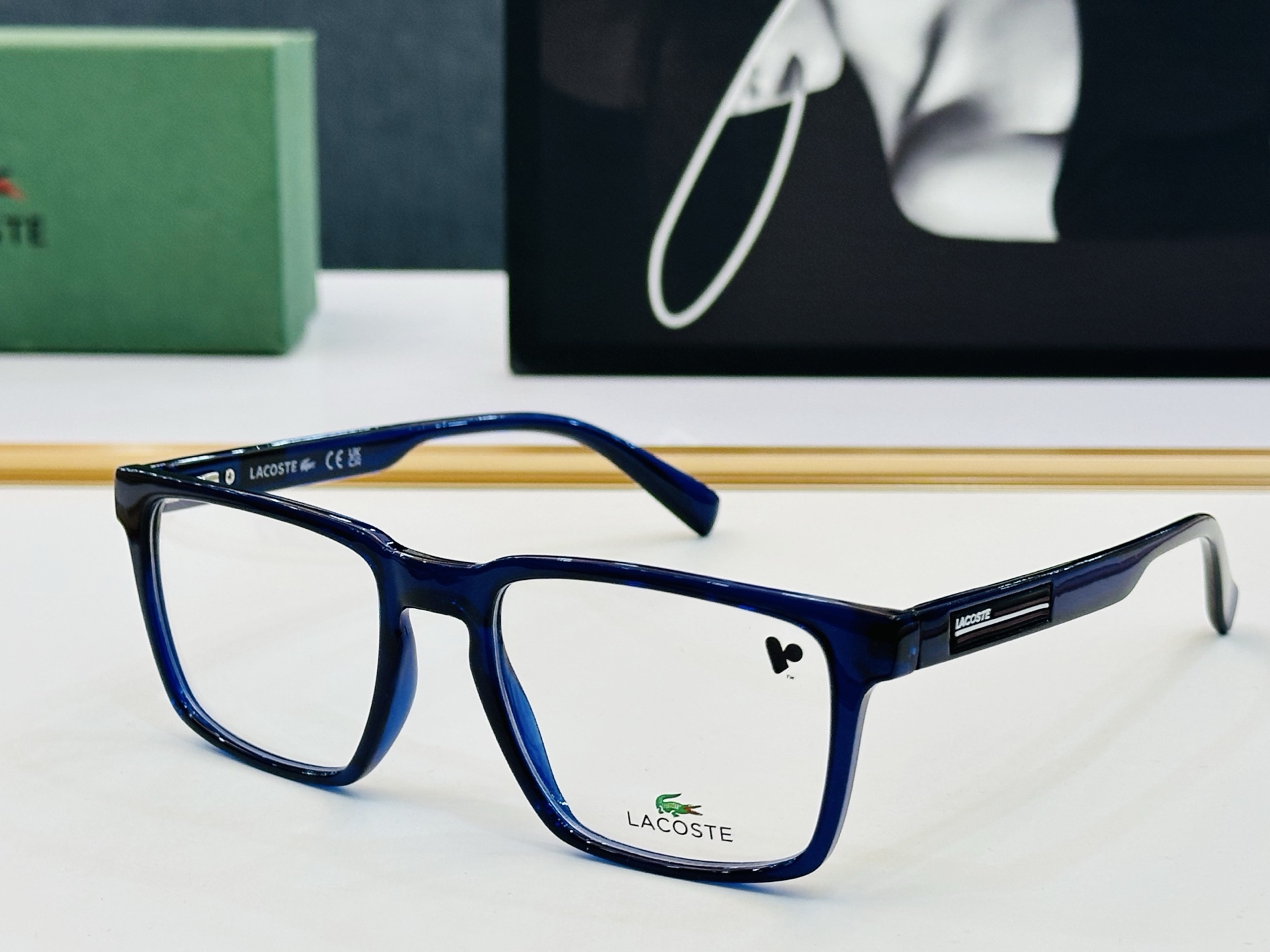 🆕 鳄鱼 LACOSTE 最新款L2948  Size：53口18-145 💫💫时尚舒适  💍J超轻 配