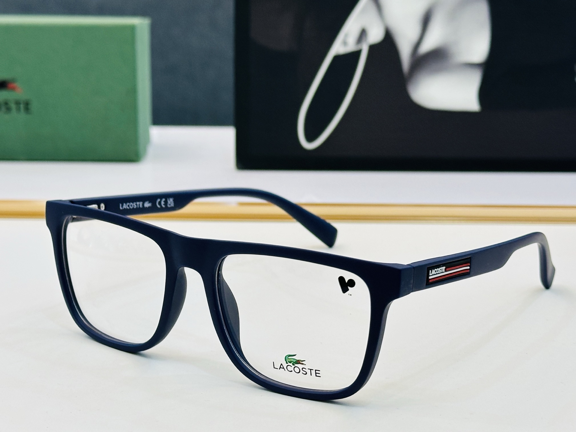🆕 鳄鱼 LACOSTE 最新款L2978 Size：53口18-145 💫💫时尚舒适  💍J超轻 配光